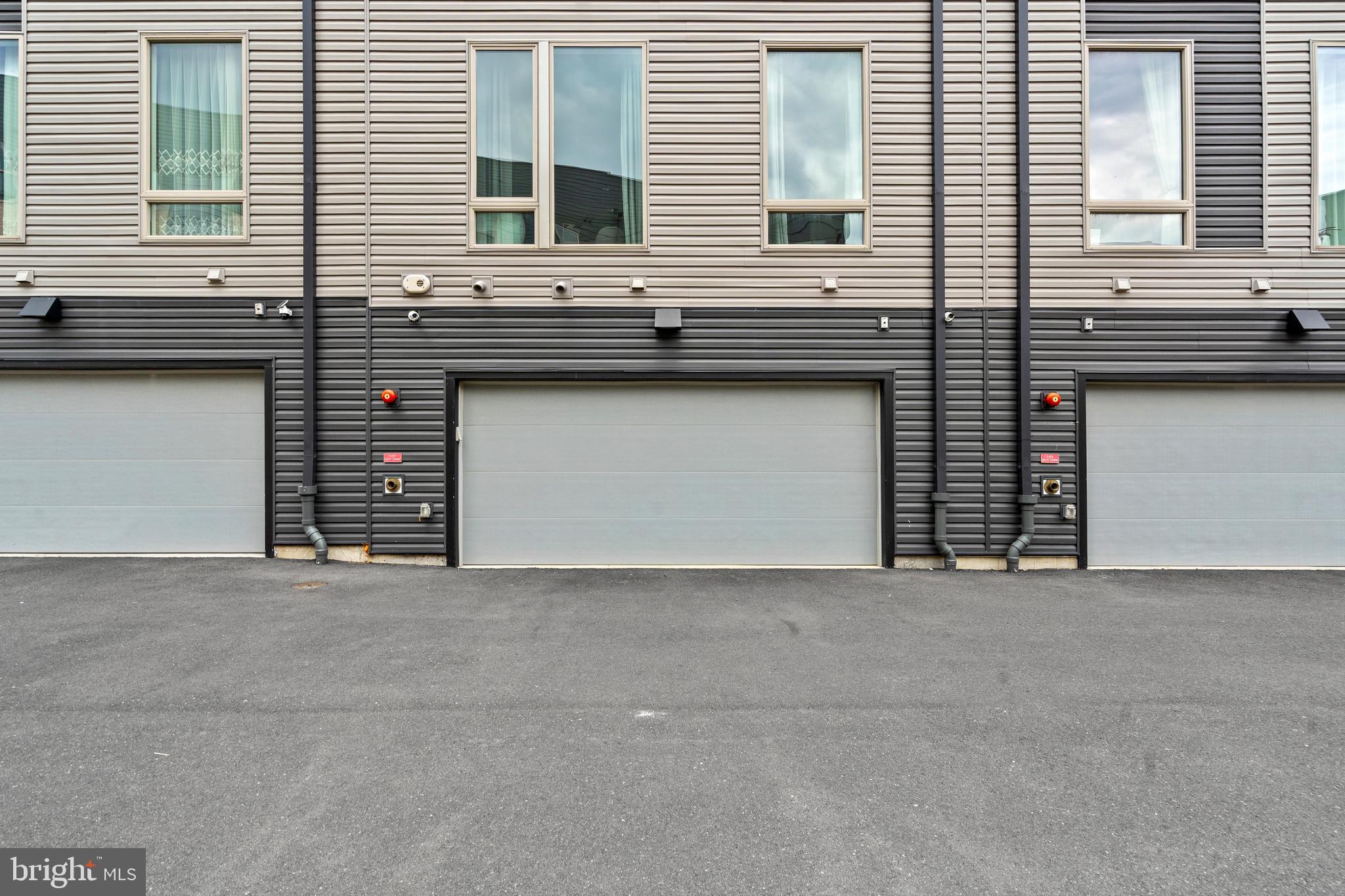 NORTHBANK - Residential