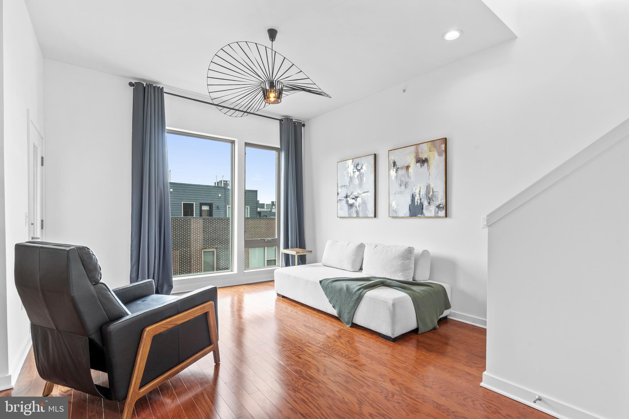 NORTHBANK - Residential