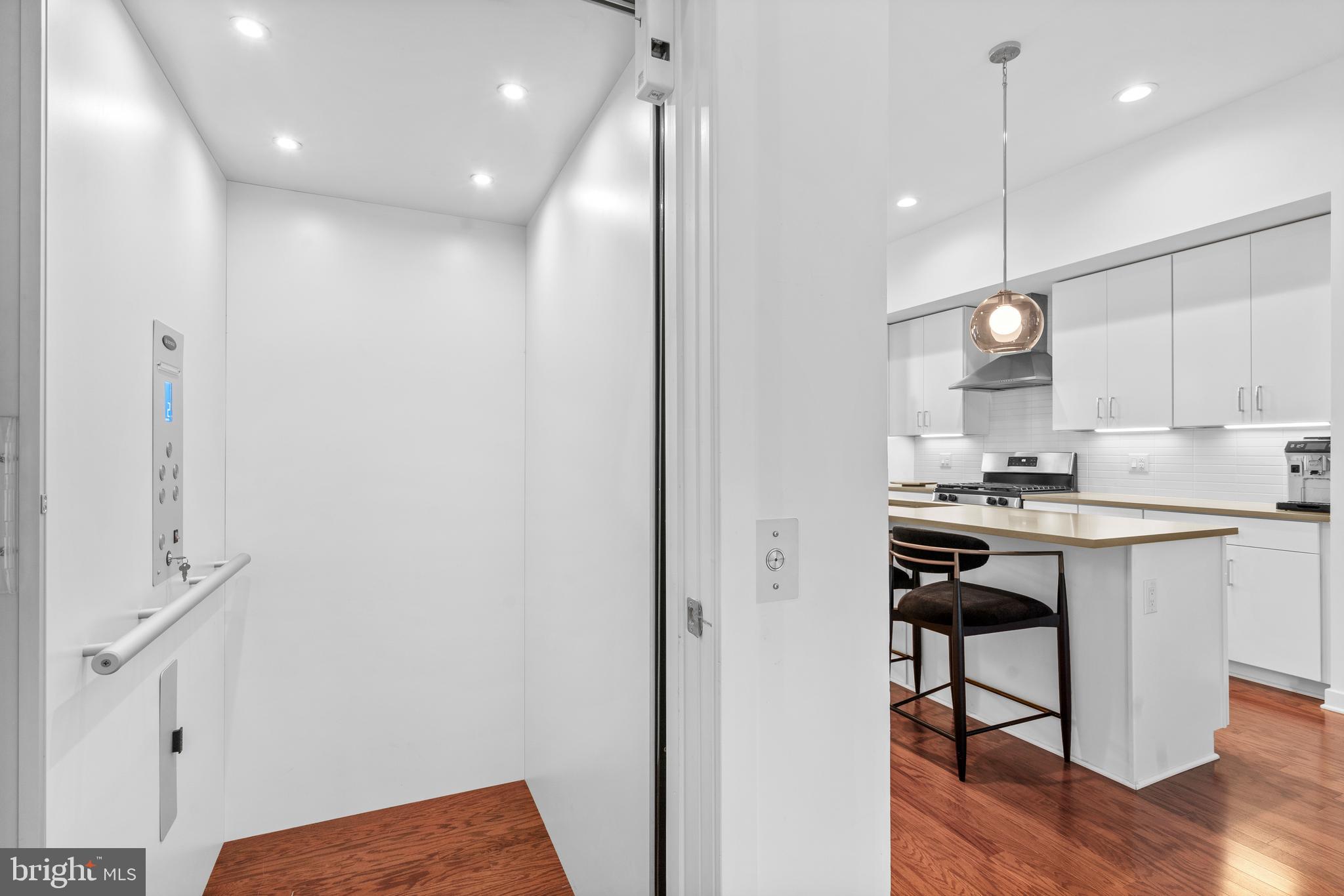 NORTHBANK - Residential