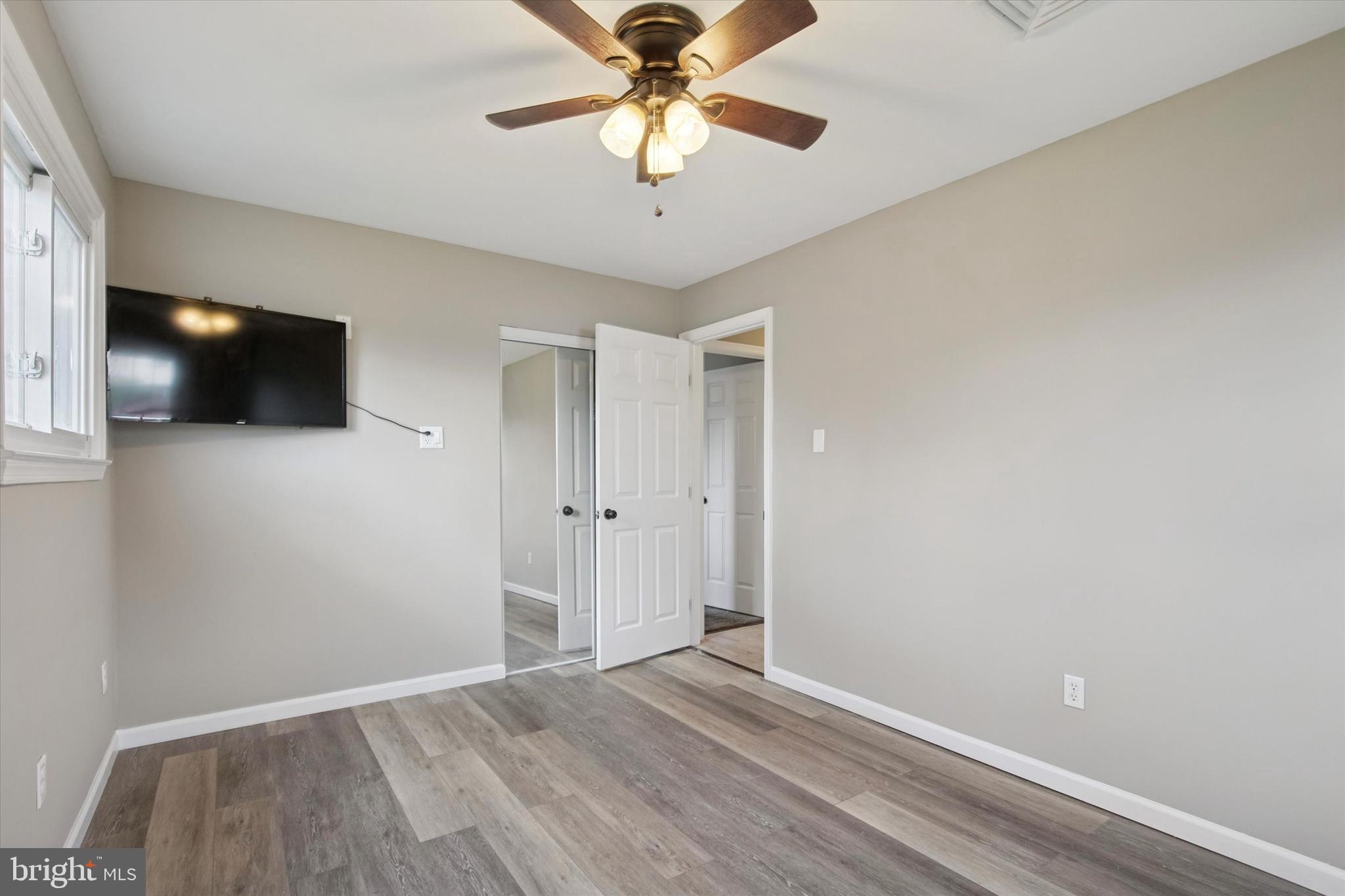 WINDING CREEK - Residential