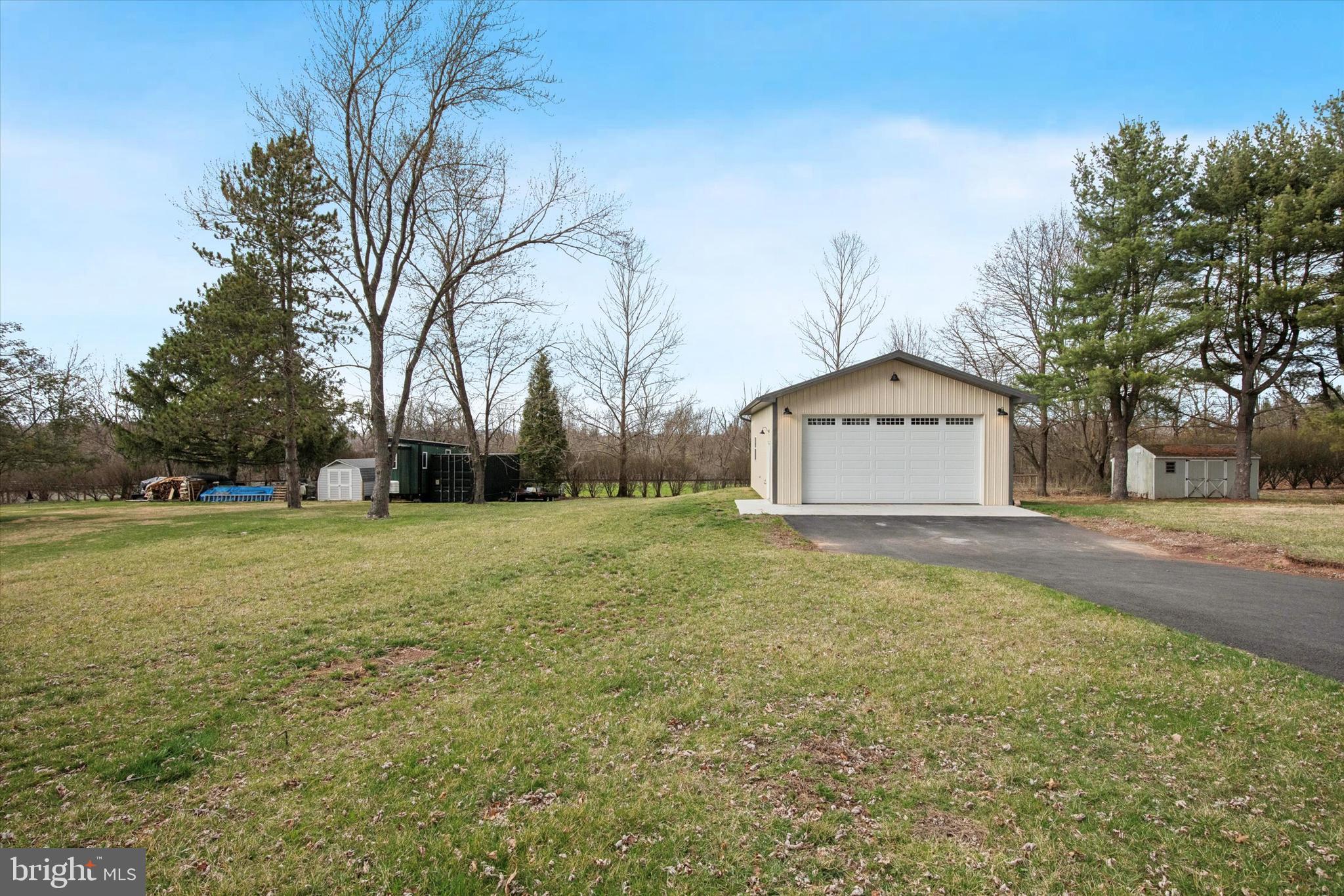 WINDING CREEK - Residential