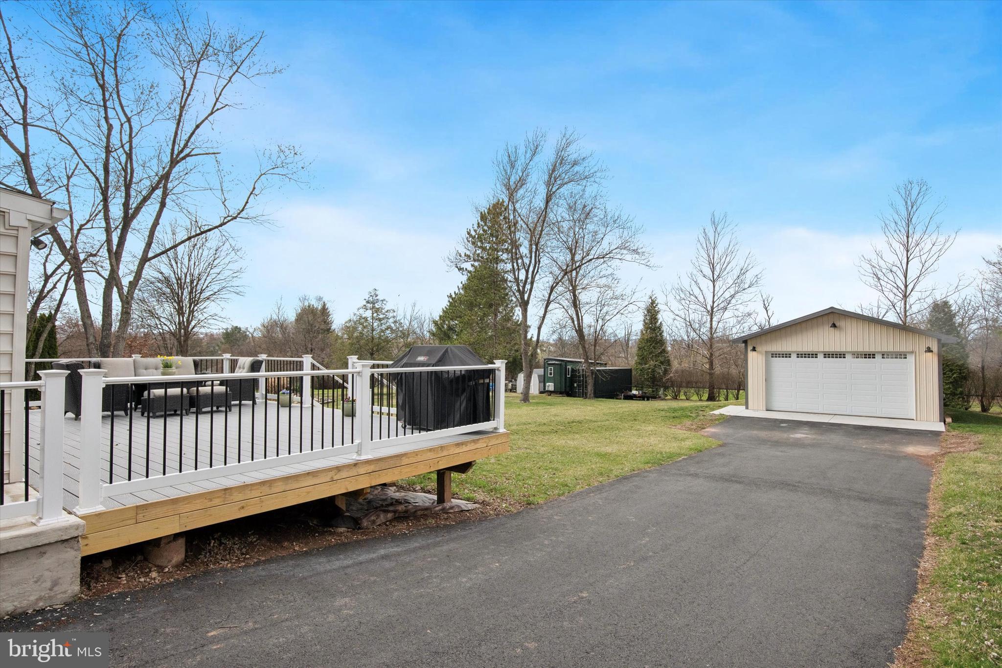 WINDING CREEK - Residential