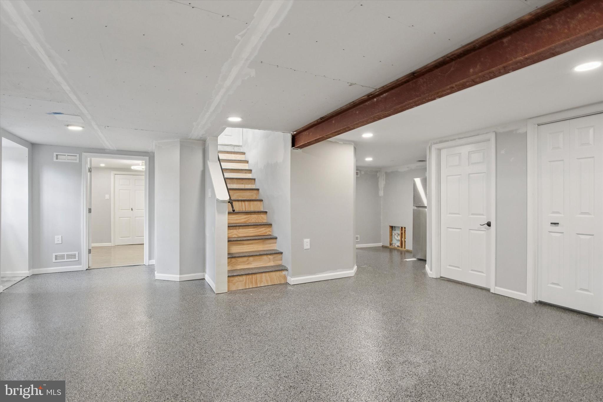 WINDING CREEK - Residential