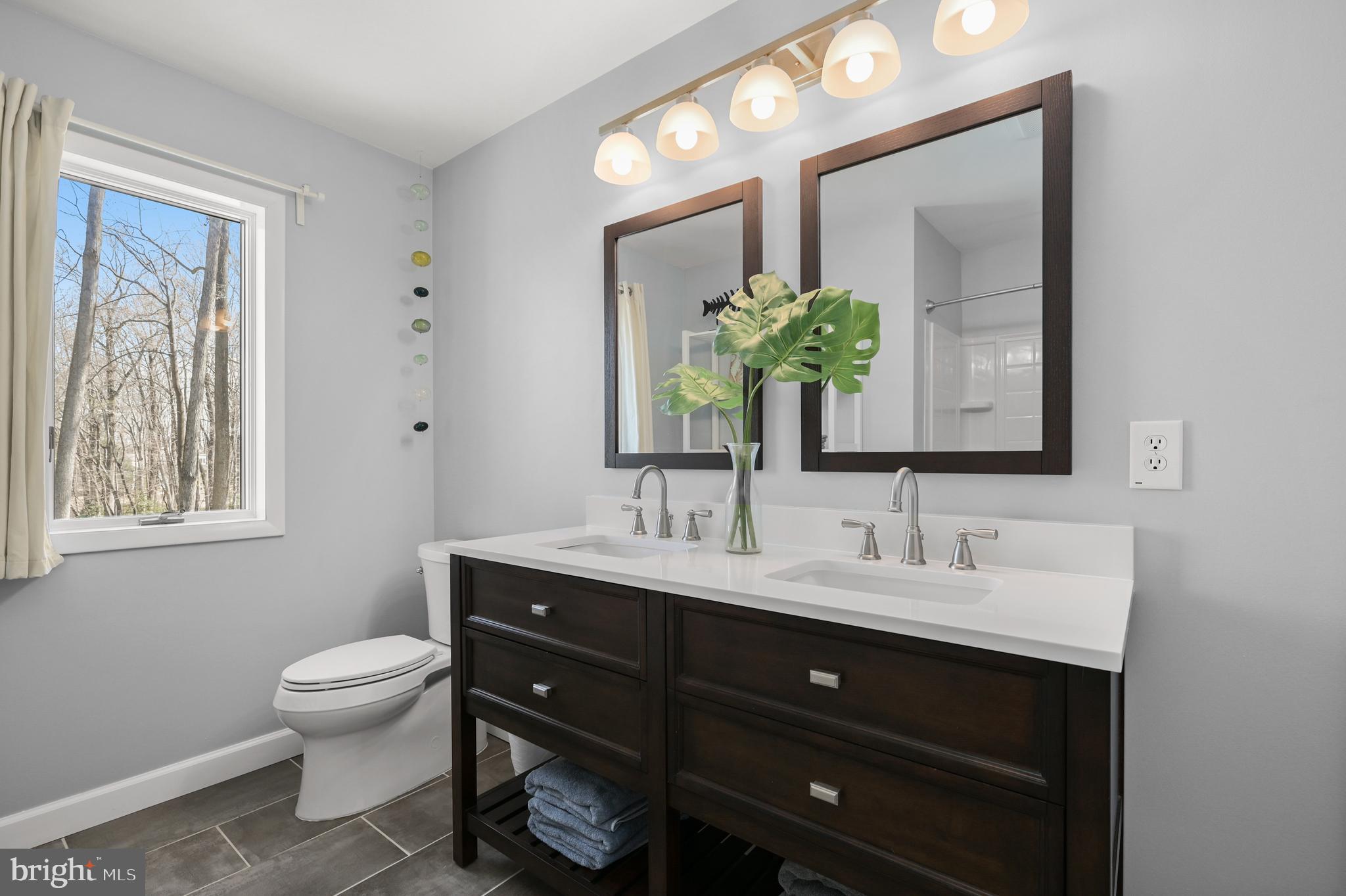 THE MEADOWS - Residential