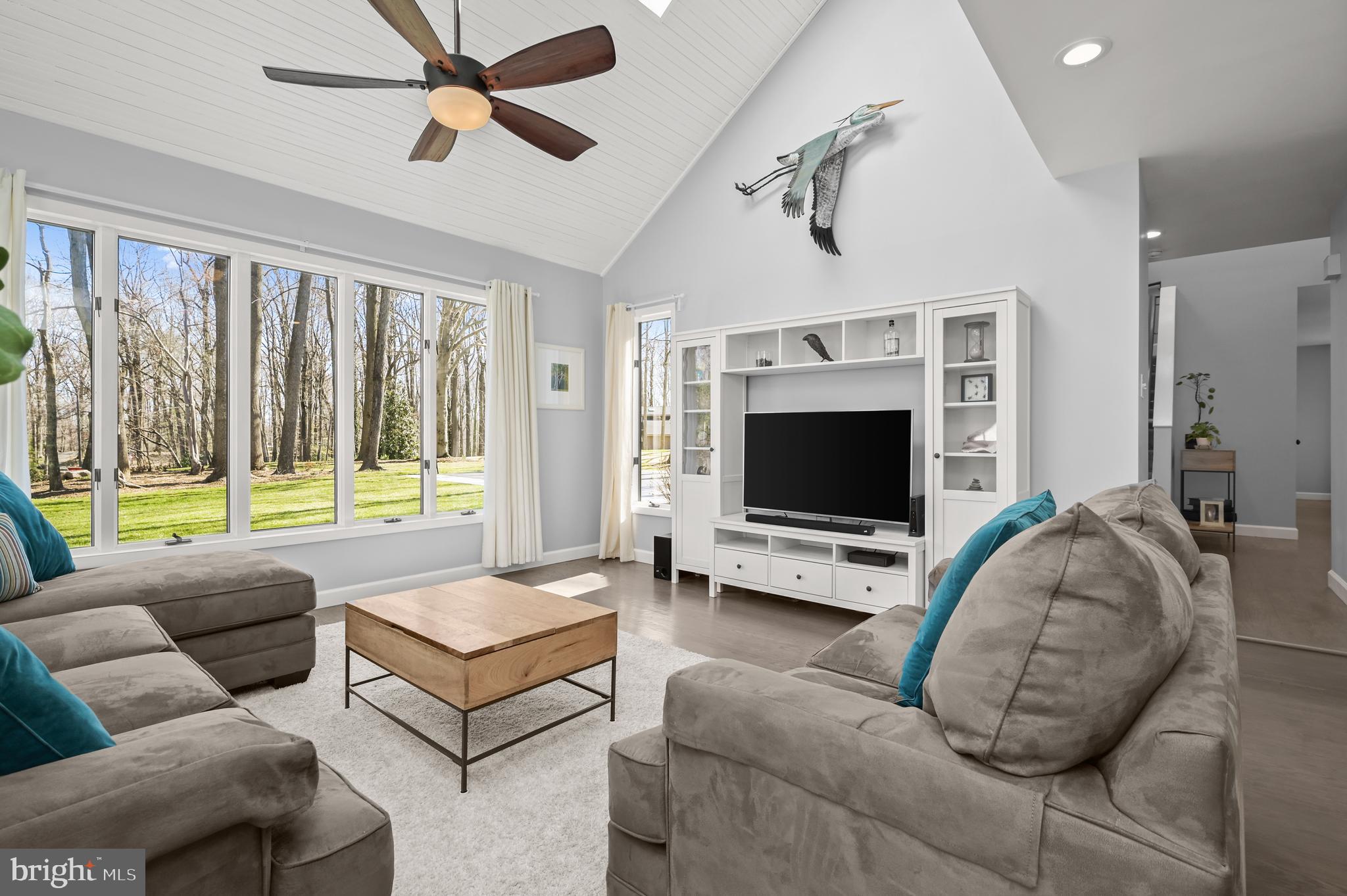 THE MEADOWS - Residential