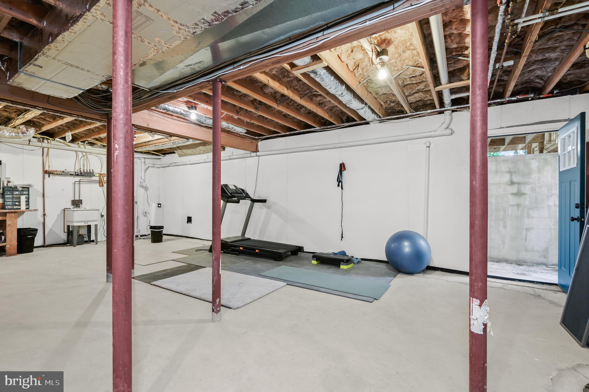 THE MEADOWS - Residential