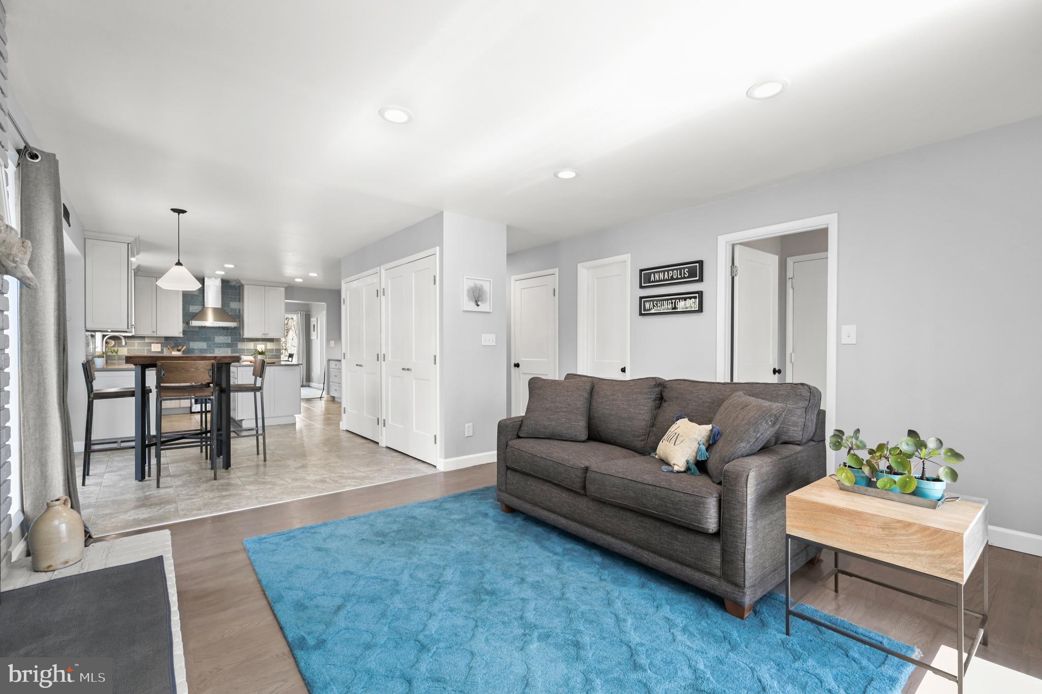 THE MEADOWS - Residential