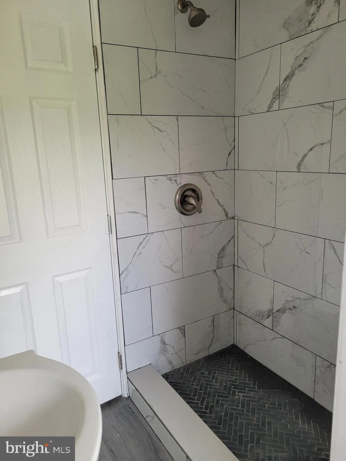 Philadelphia, Pennsylvania 19143, United States, 3 Bedrooms Bedrooms, ,2 BathroomsBathrooms,Residential,Active,223875