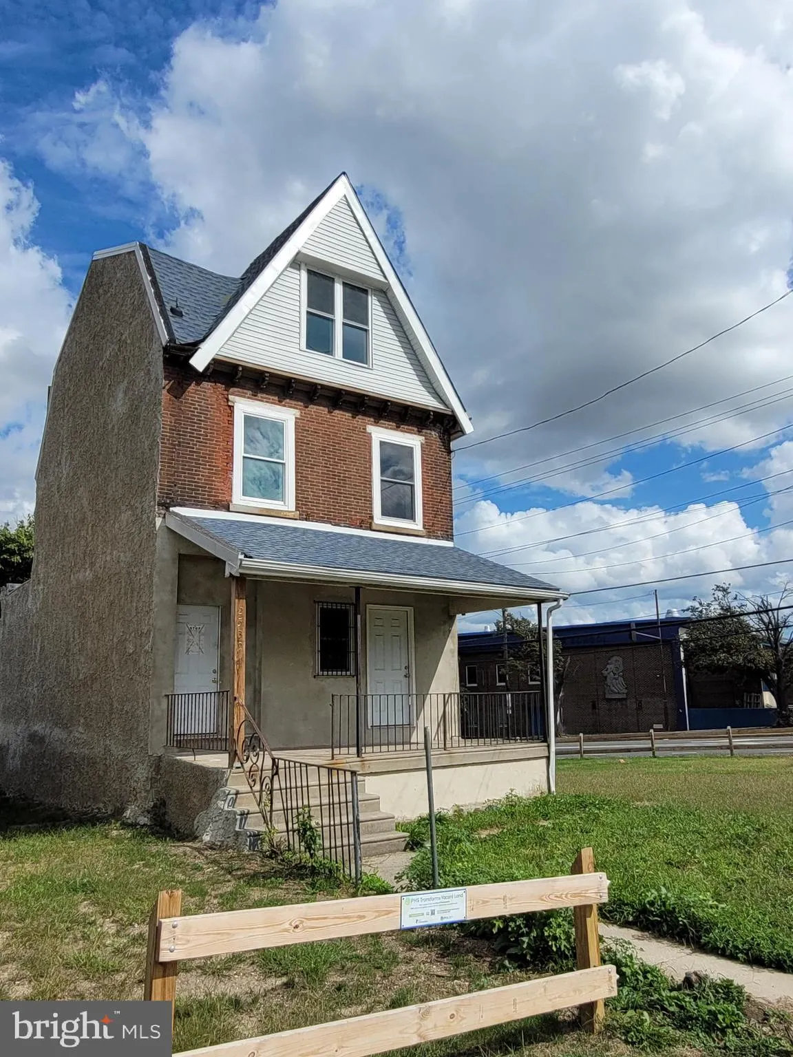 Philadelphia, Pennsylvania 19143, United States, 3 Bedrooms Bedrooms, ,2 BathroomsBathrooms,Residential,Active,223875