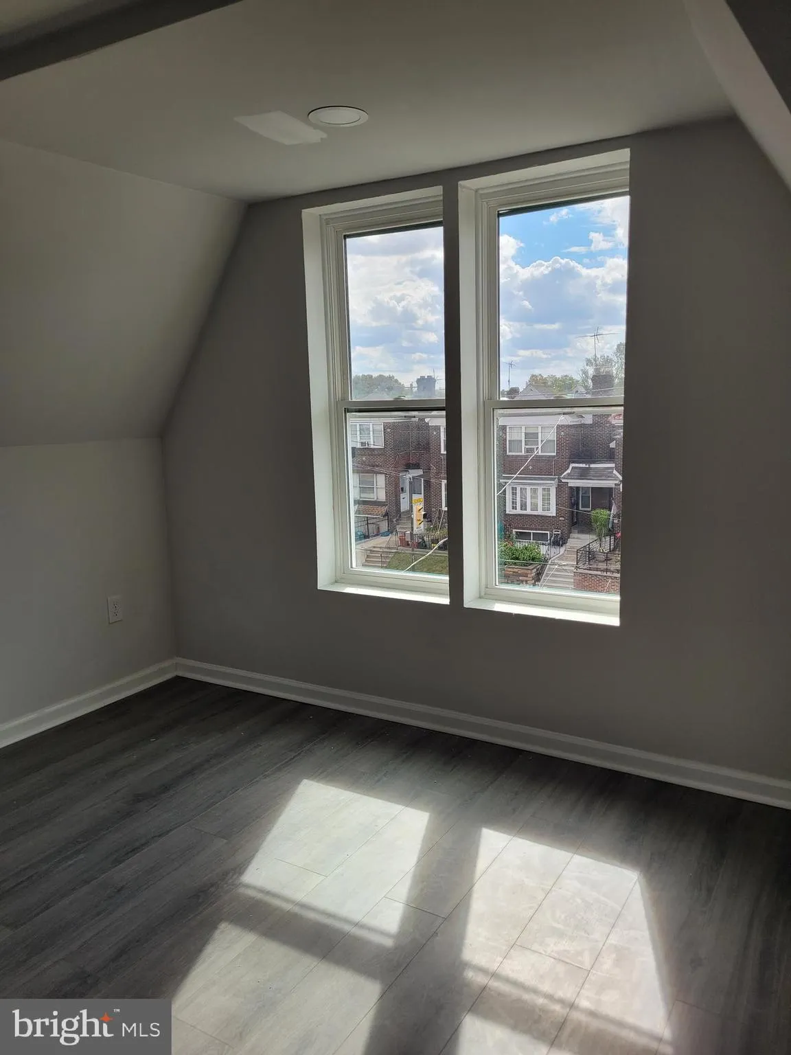 Philadelphia, Pennsylvania 19143, United States, 3 Bedrooms Bedrooms, ,2 BathroomsBathrooms,Residential,Active,223875