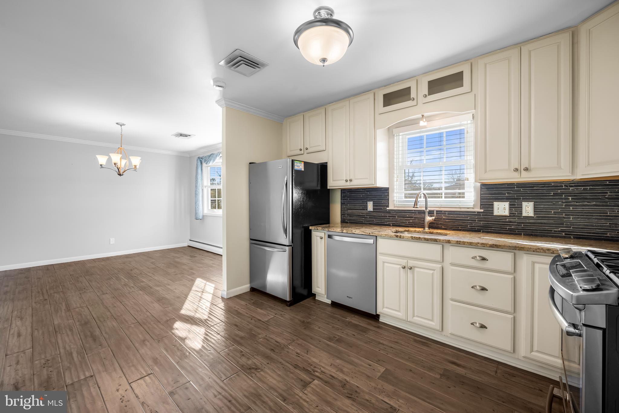 FOUNTAIN HILL - Residential Lease