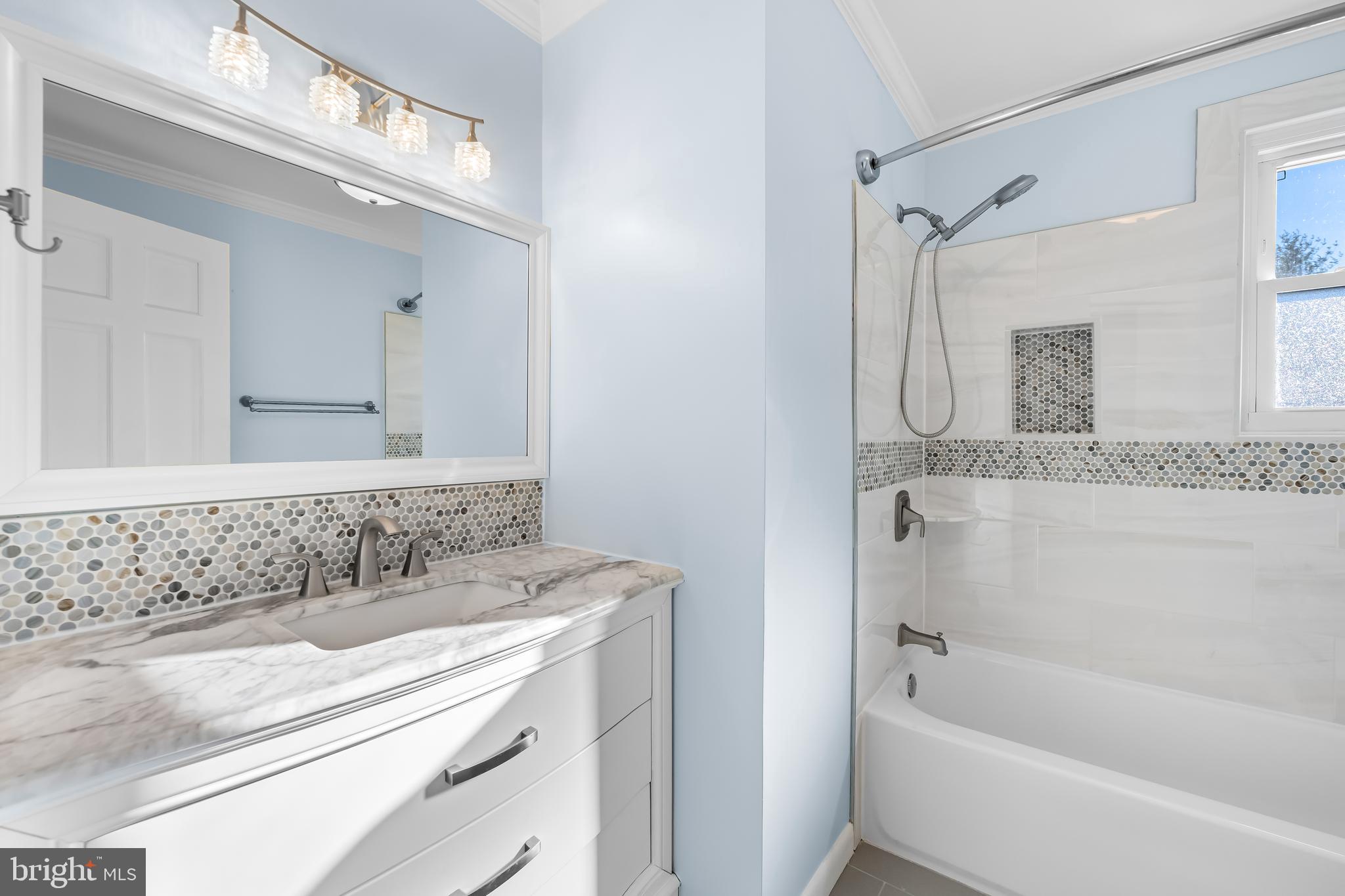 FOUNTAIN HILL - Residential Lease