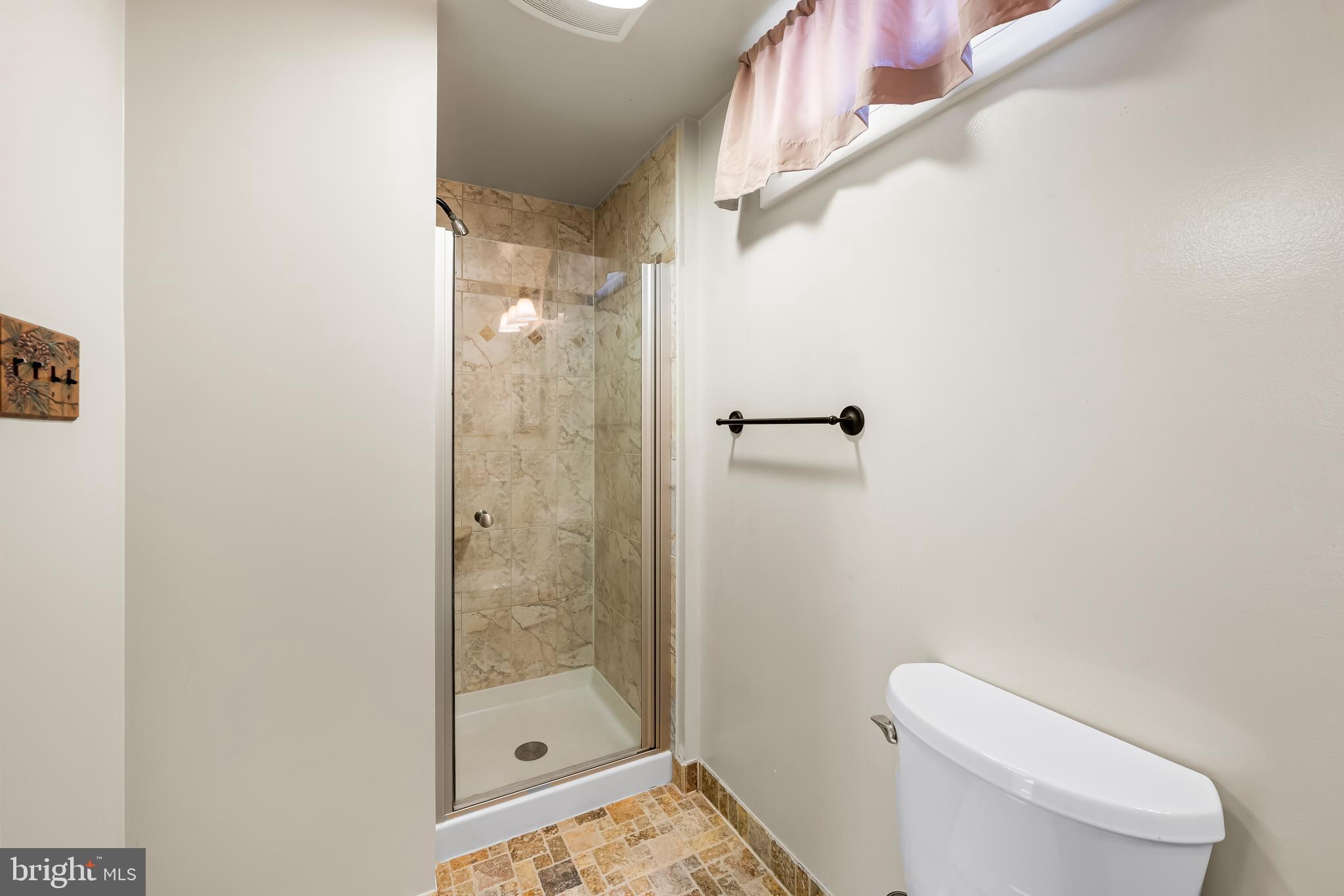 FOUNTAIN HILL - Residential Lease