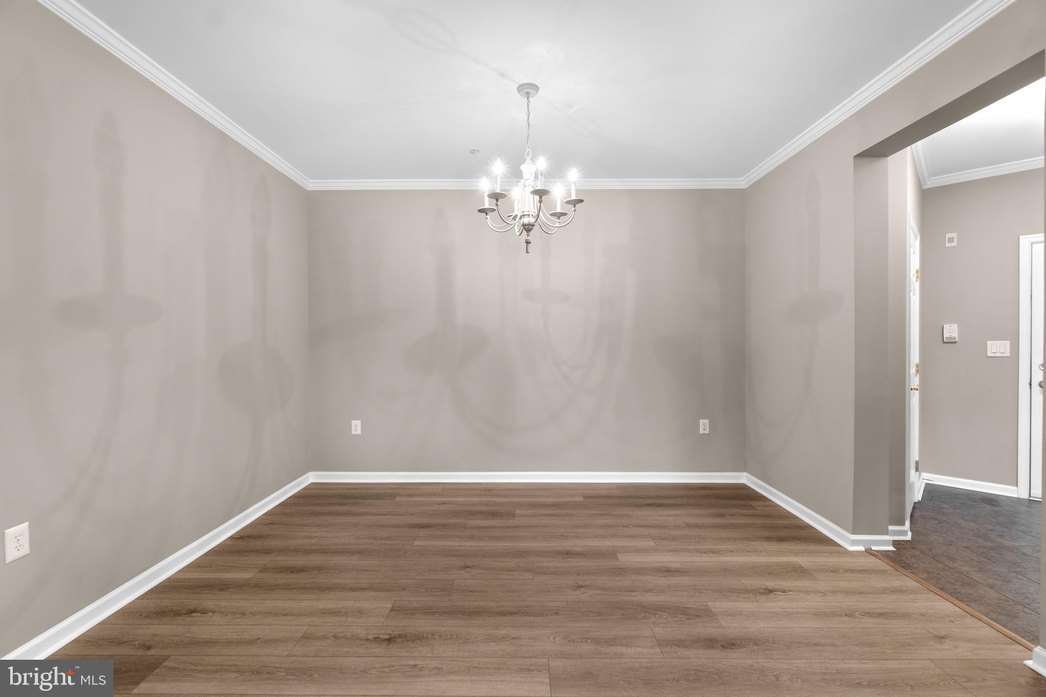 WAVERLY WOODS - Residential