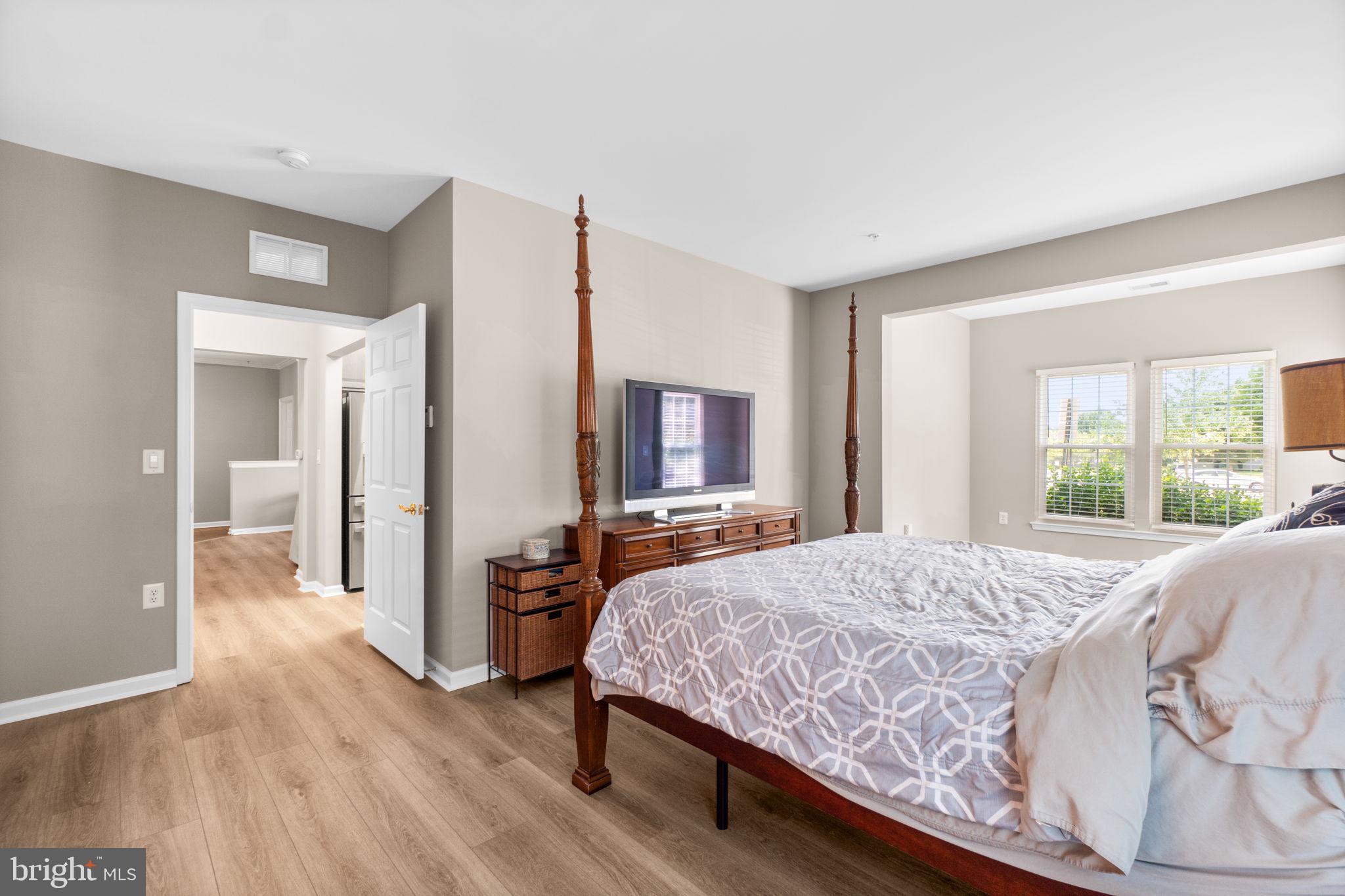 WAVERLY WOODS - Residential