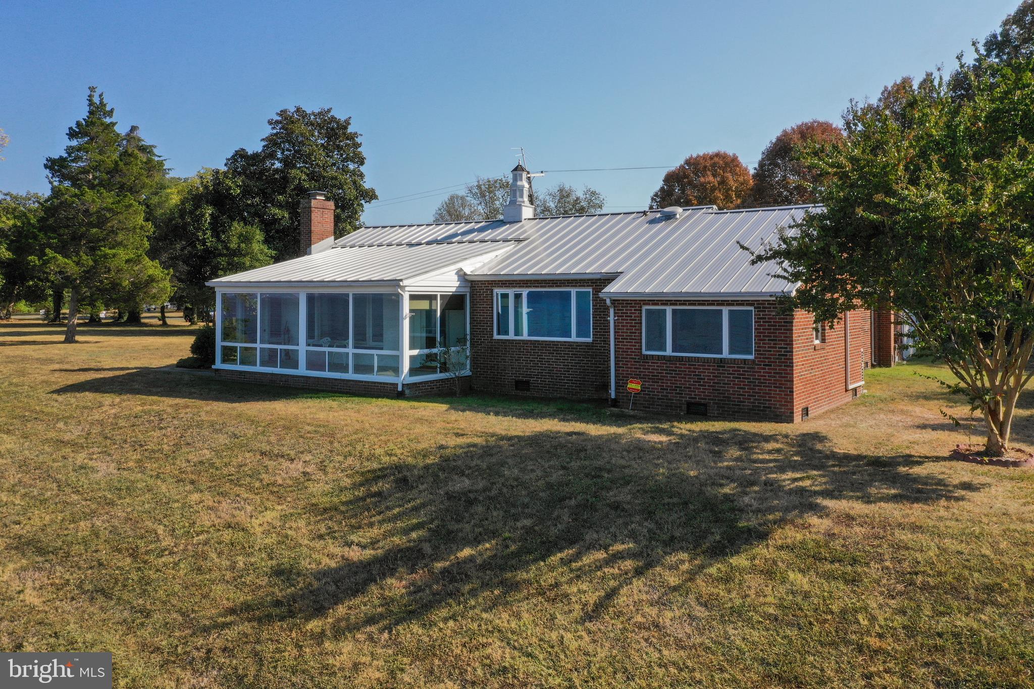 BLUFF POINT - Residential