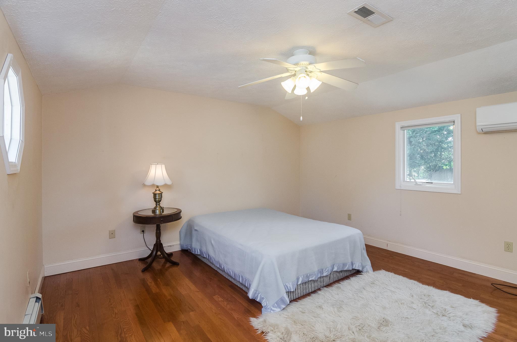 BLUFF POINT - Residential