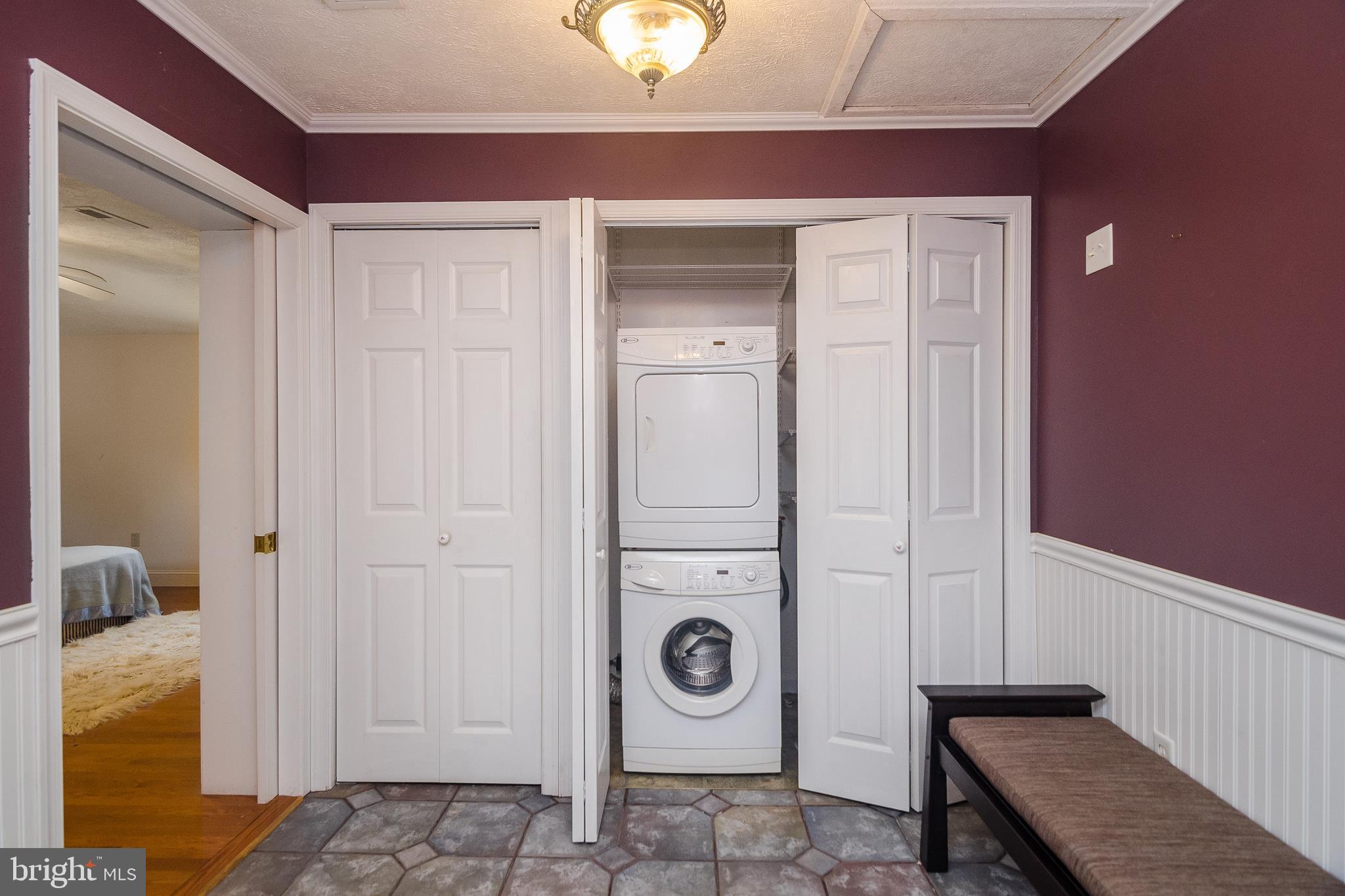 BLUFF POINT - Residential