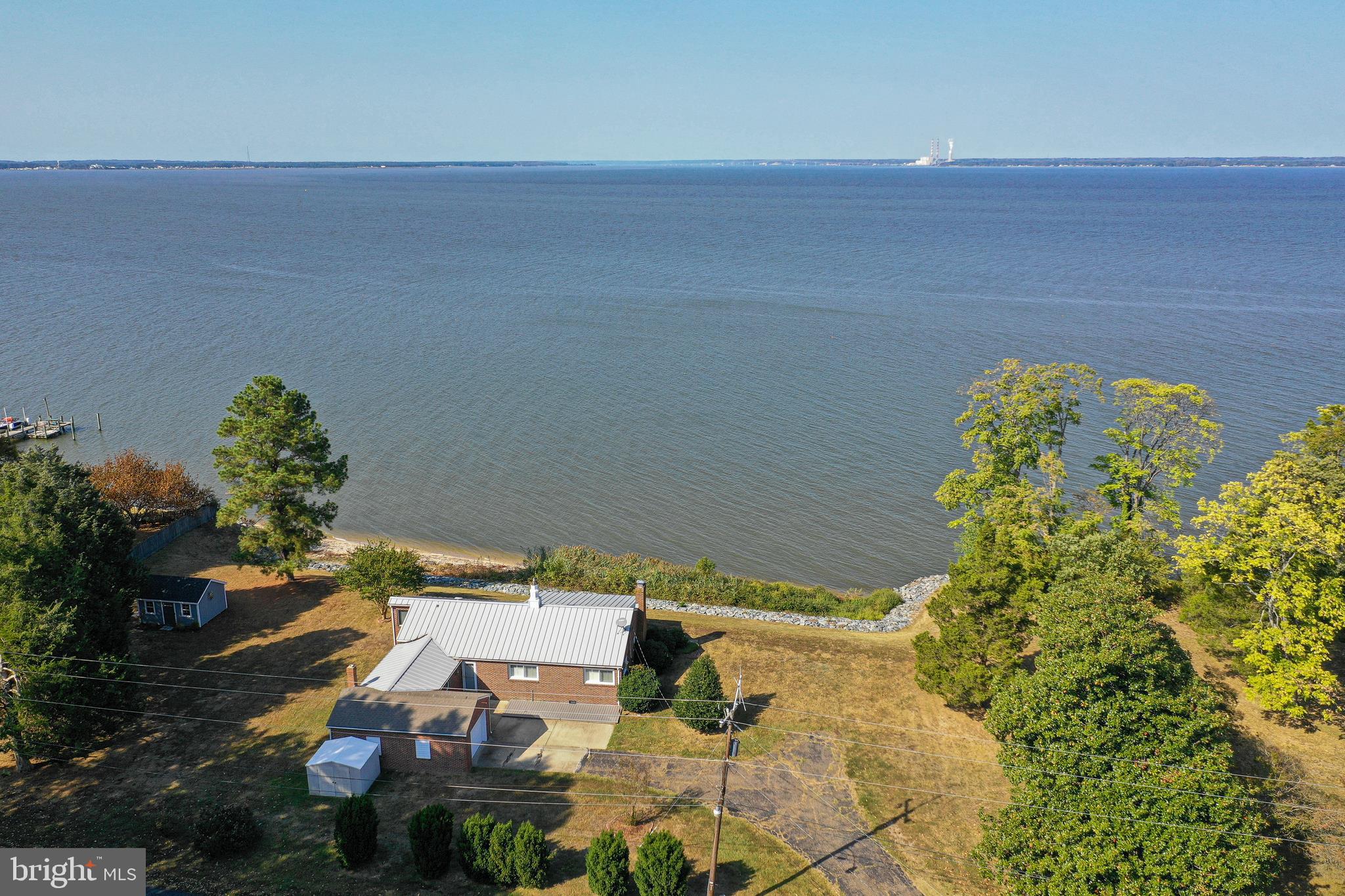 BLUFF POINT - Residential