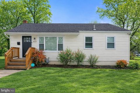 3615 COOPER LANE HYATTSVILLE MD 20784