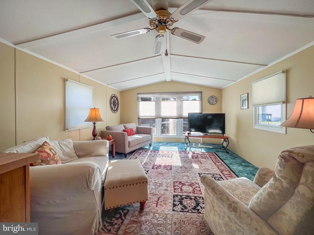 EASTERN DAWN MHP - Residential