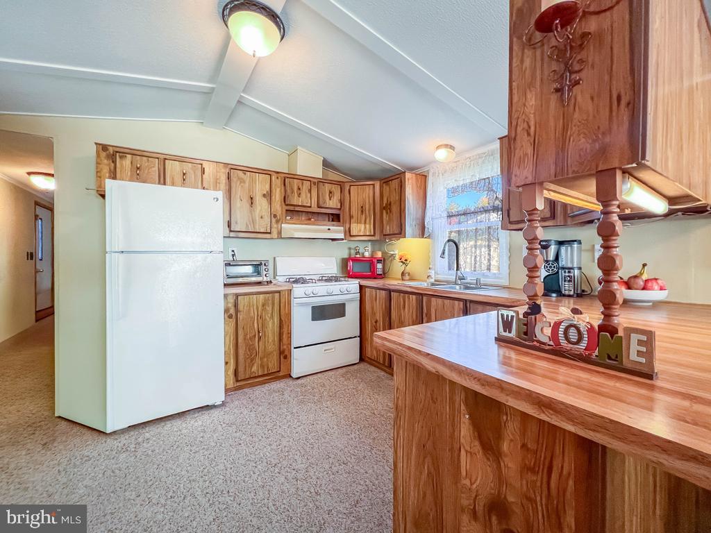 EASTERN DAWN MHP - Residential