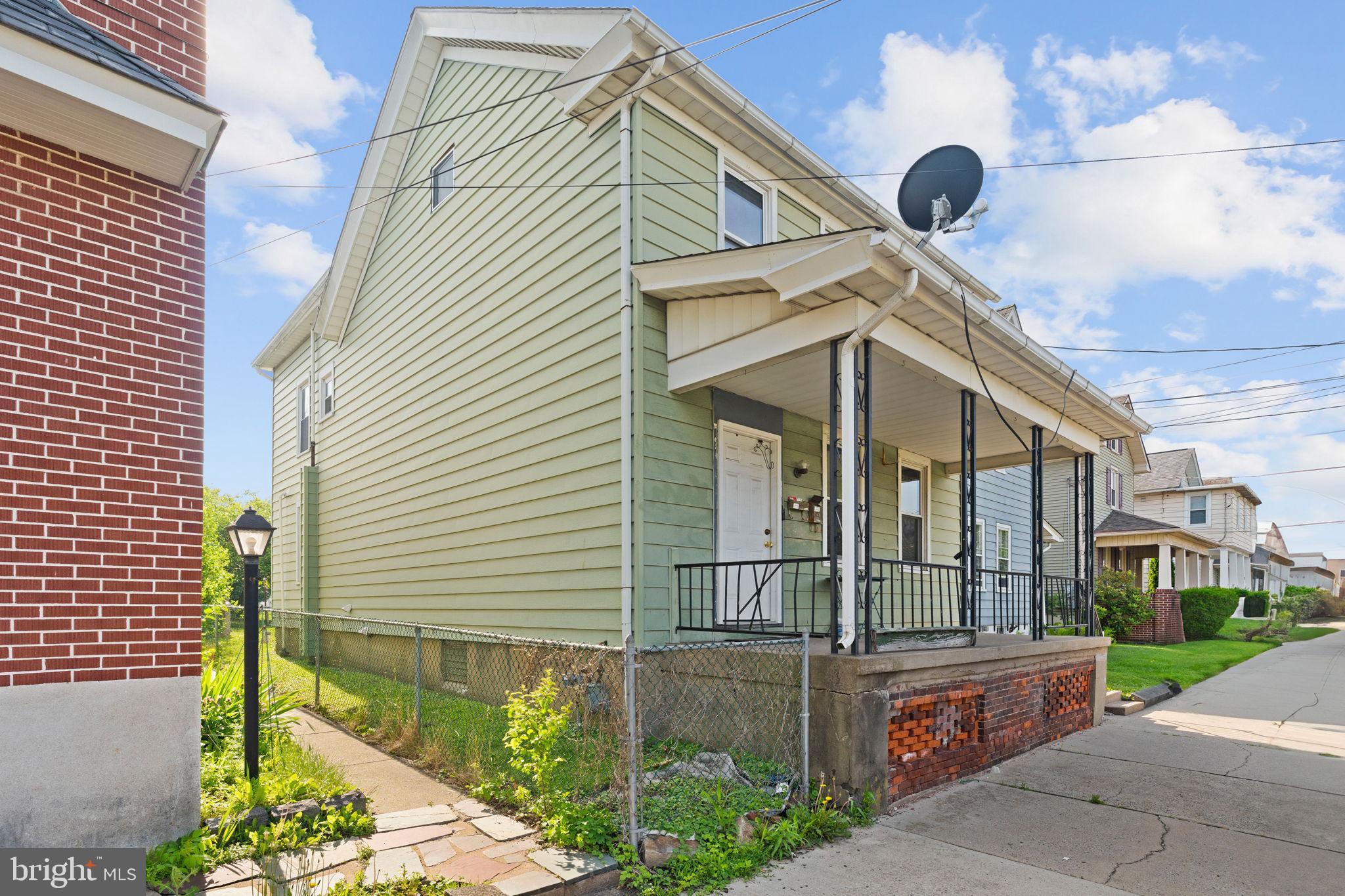 43 N HELLERTOWN AVENUE