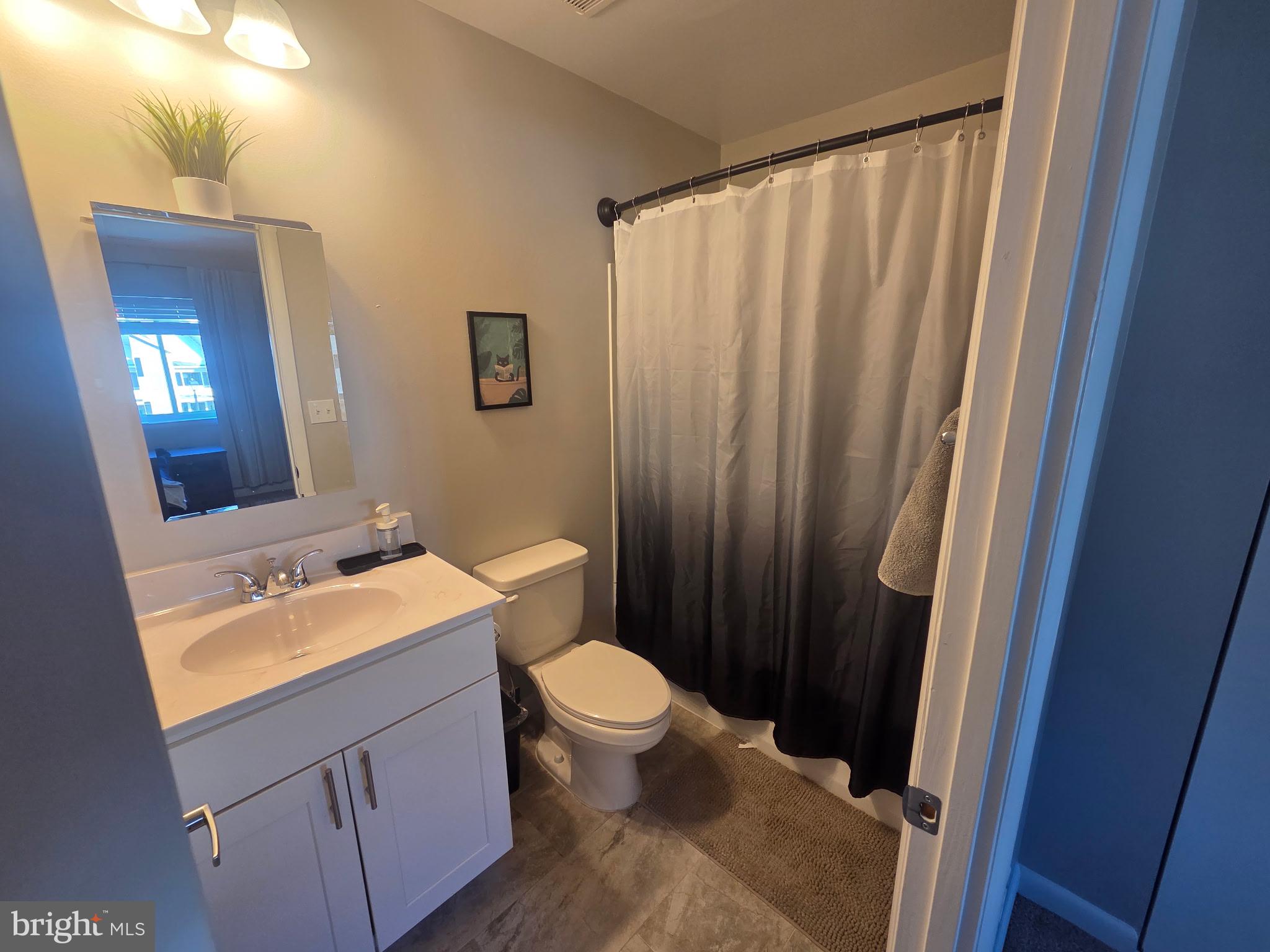 SATYR GREEN - Residential