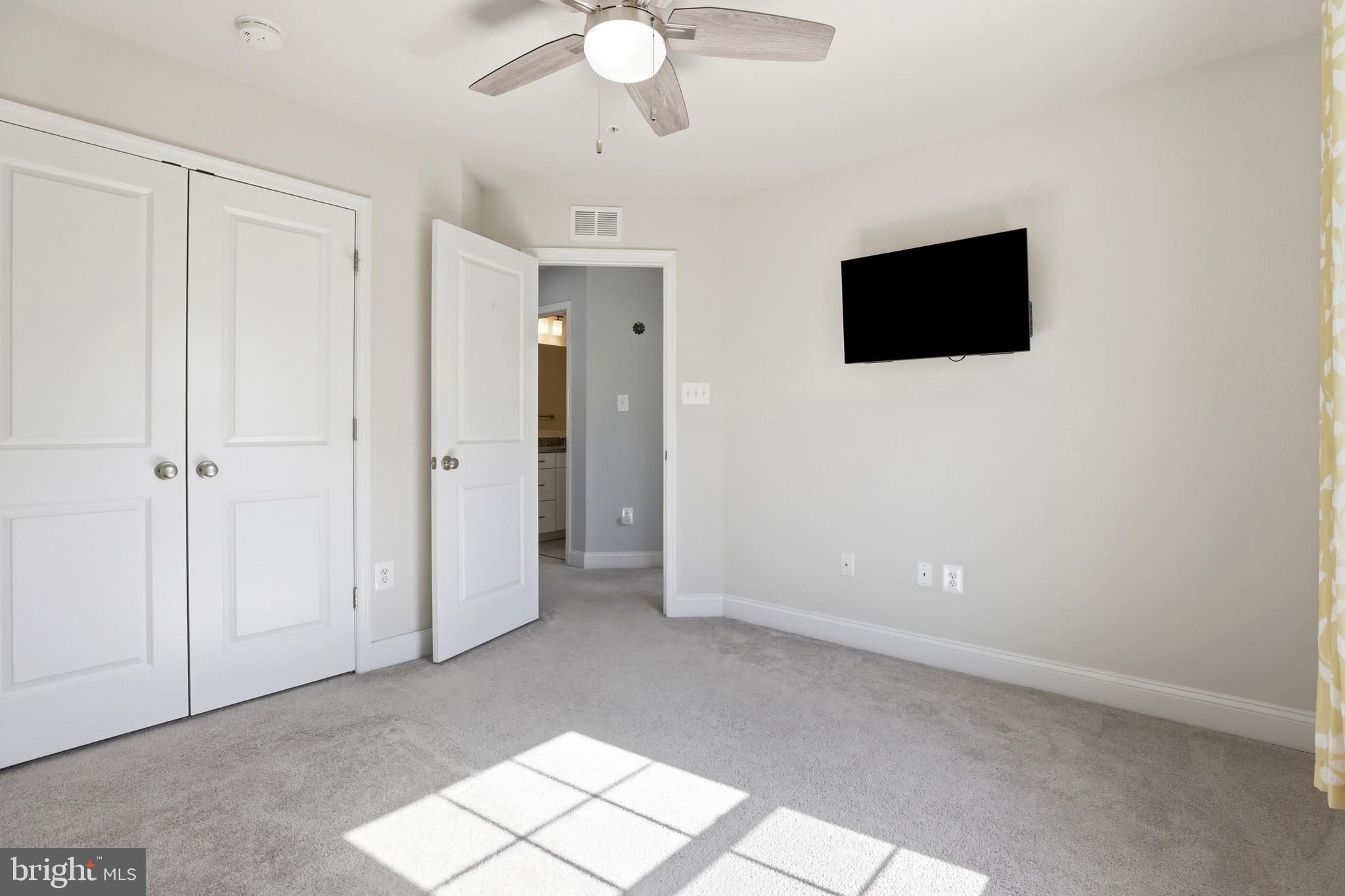 CREEKSTONE VILLAGE - Residential