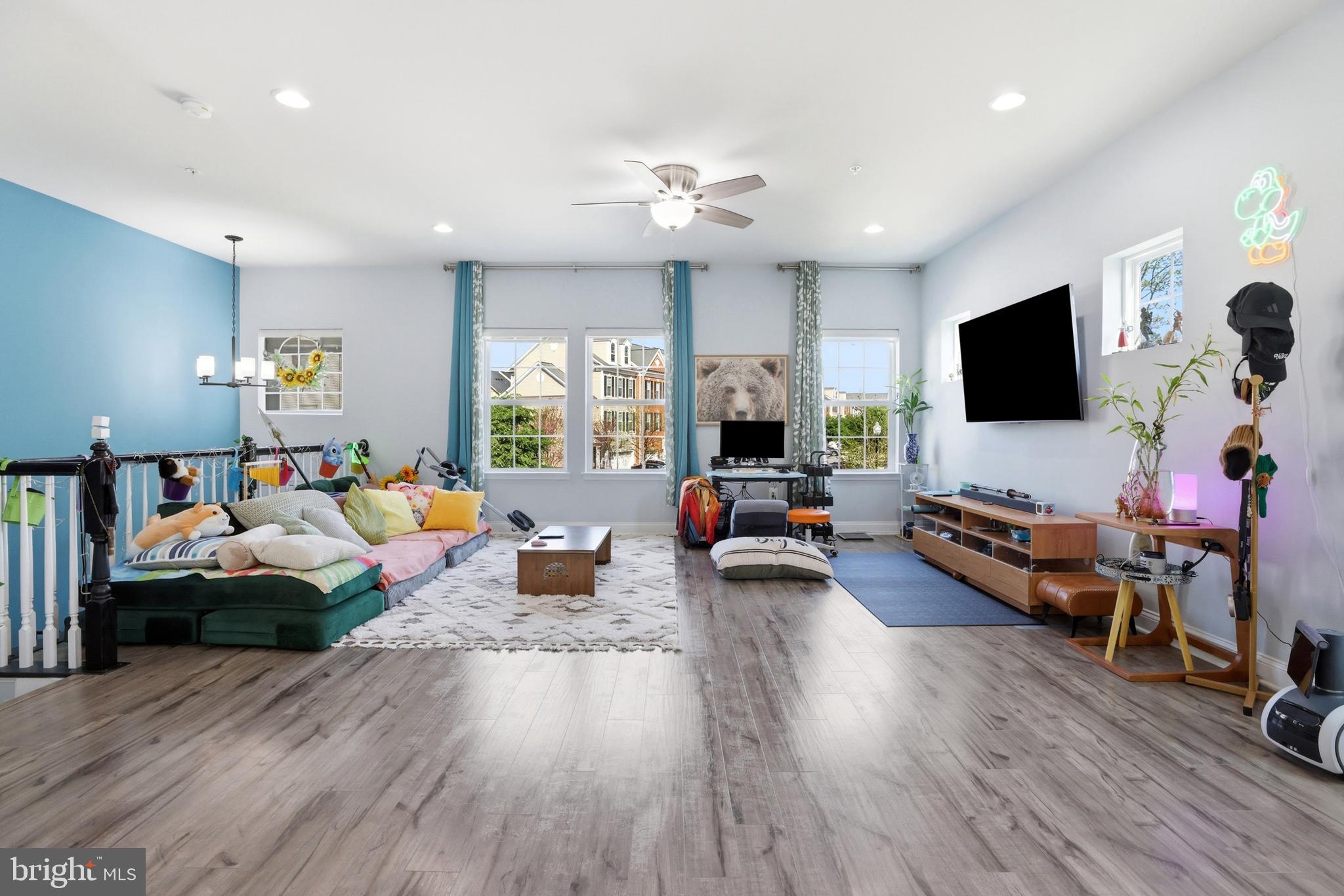 CREEKSTONE VILLAGE - Residential