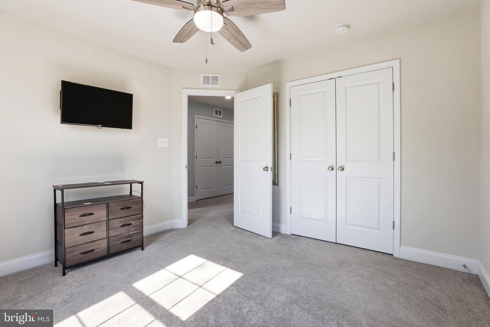 CREEKSTONE VILLAGE - Residential