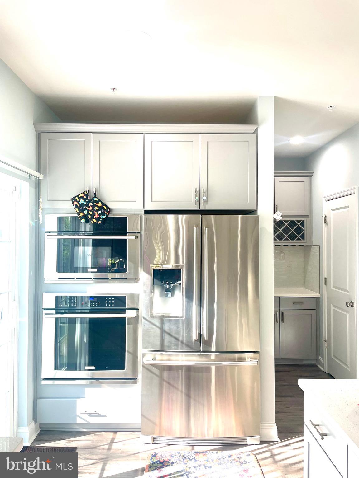 CREEKSTONE VILLAGE - Residential