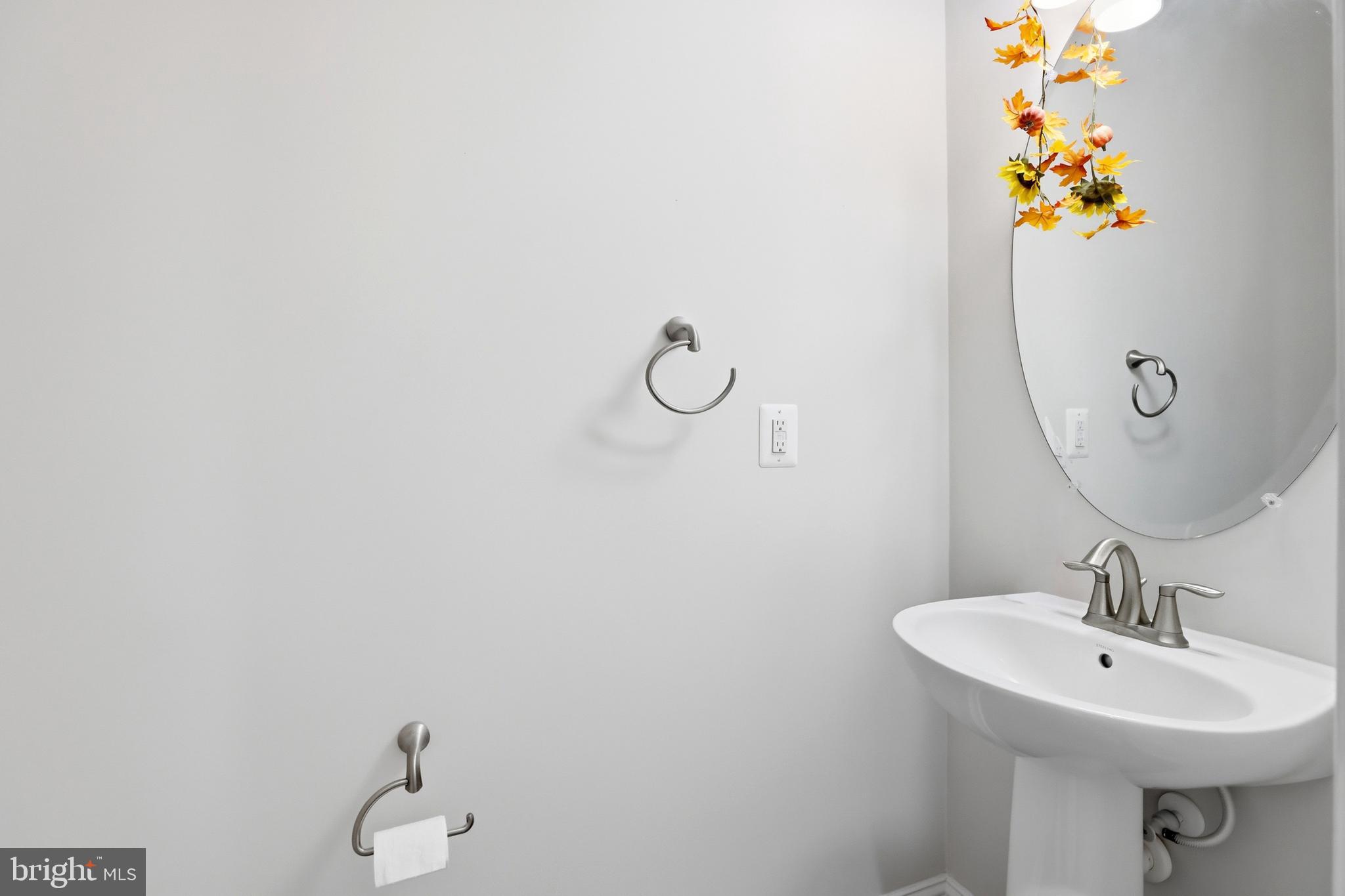 CREEKSTONE VILLAGE - Residential