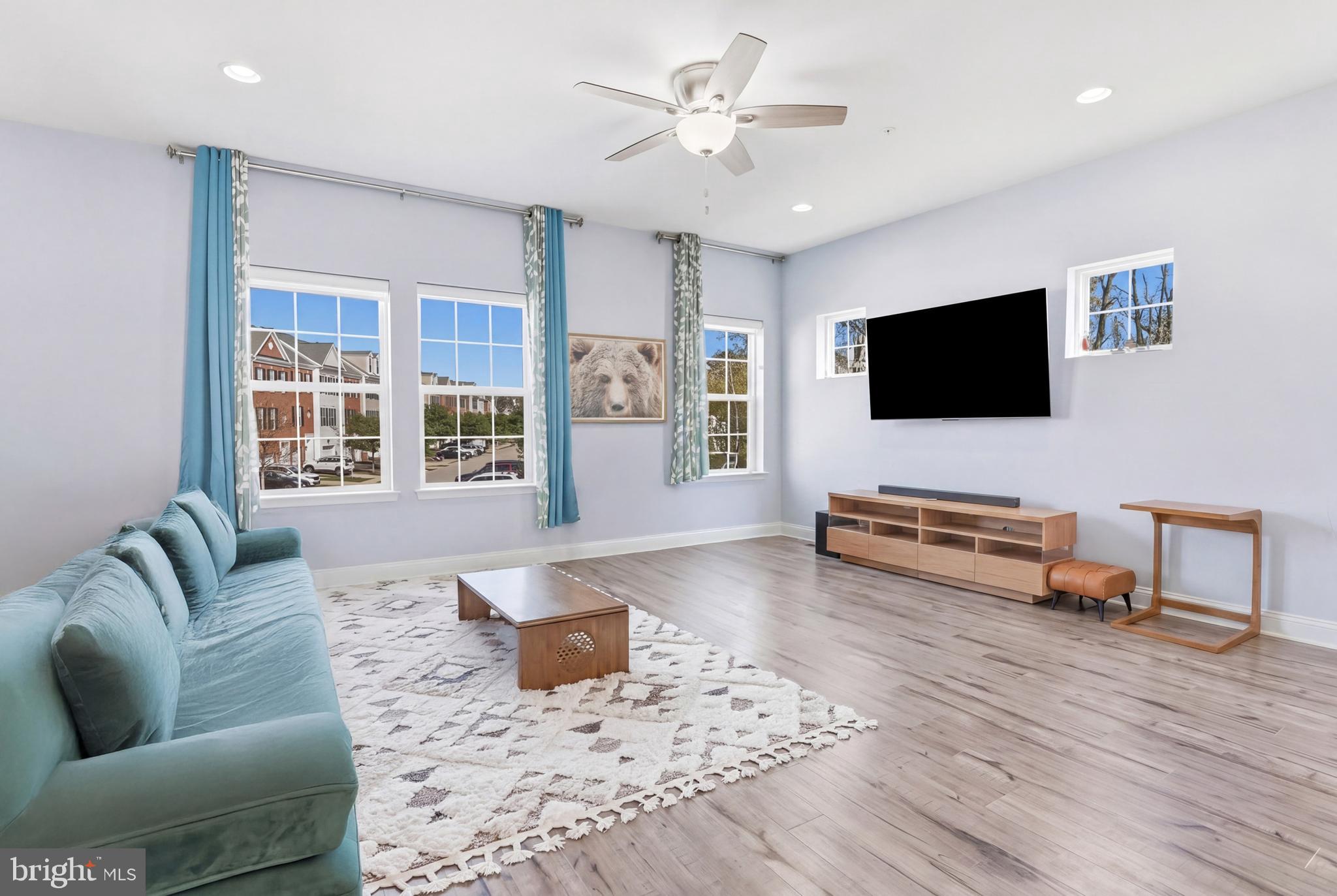 CREEKSTONE VILLAGE - Residential