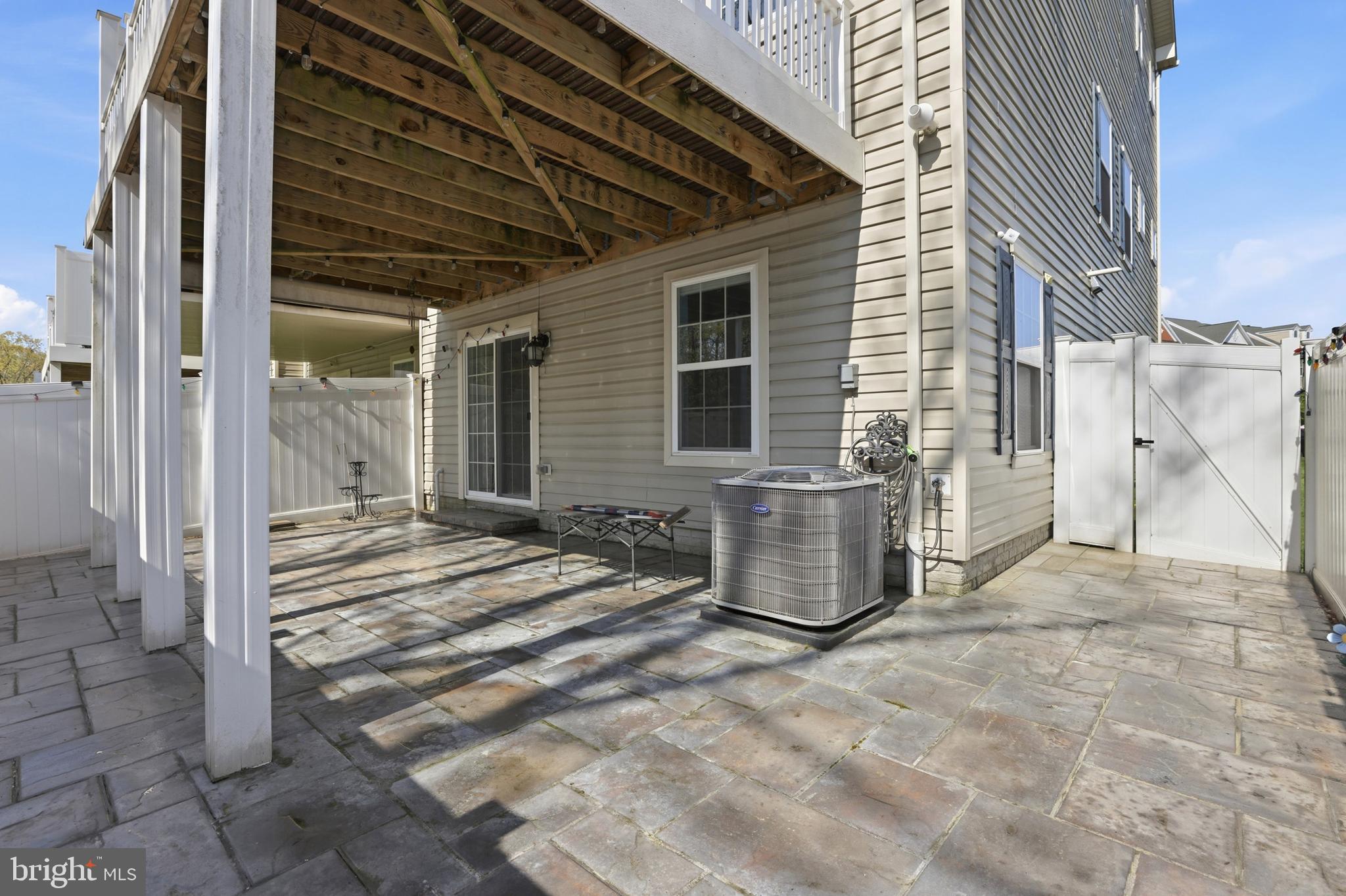 CREEKSTONE VILLAGE - Residential