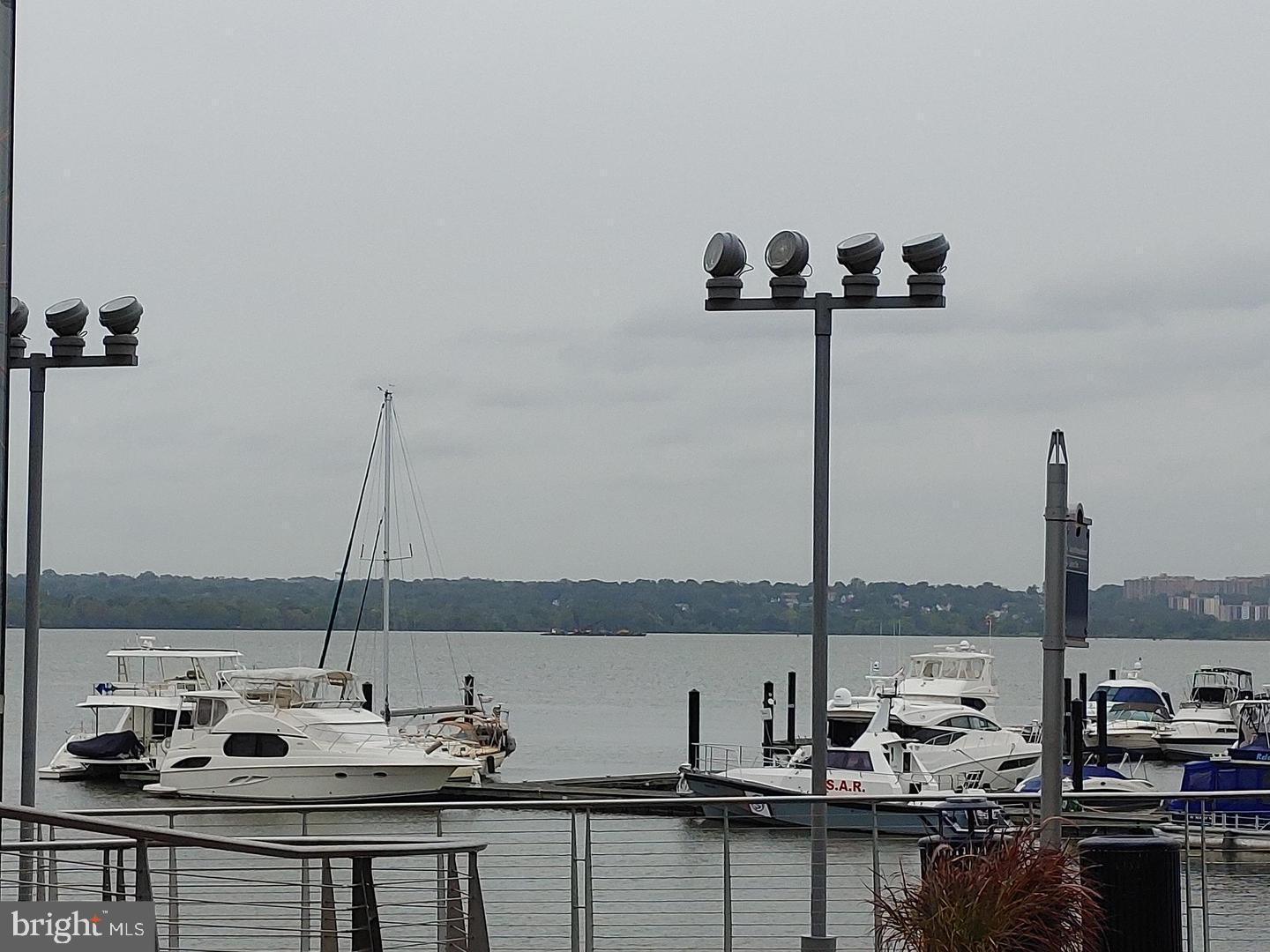 FERNWOOD PARK - Residential