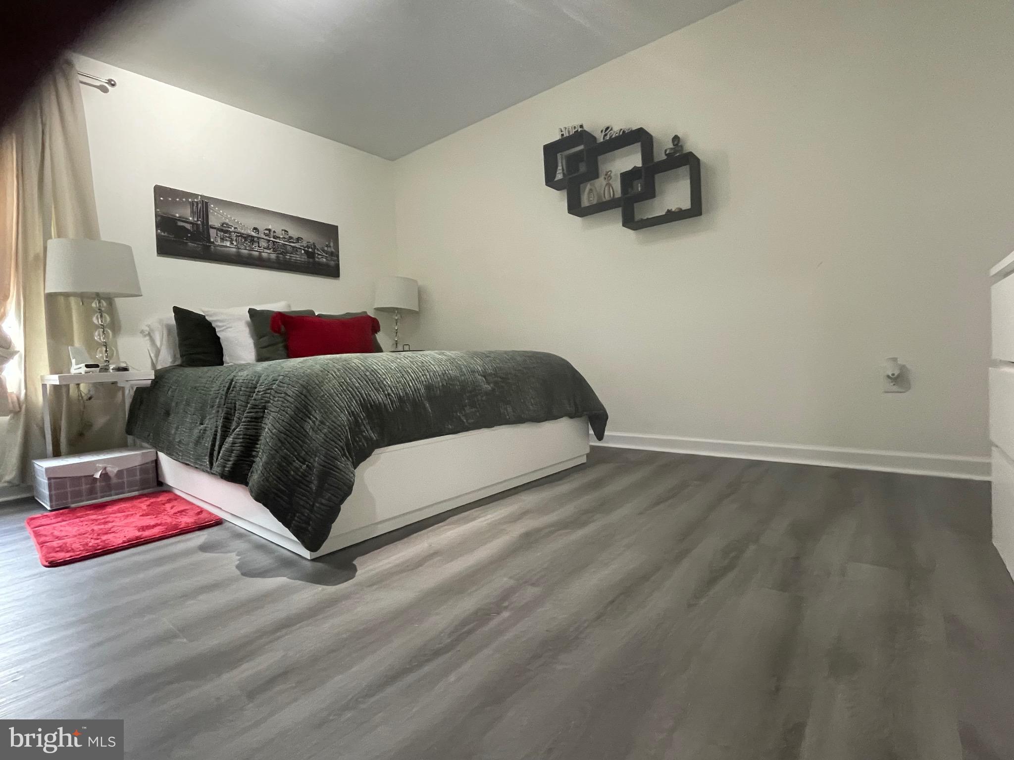 FERNWOOD PARK - Residential