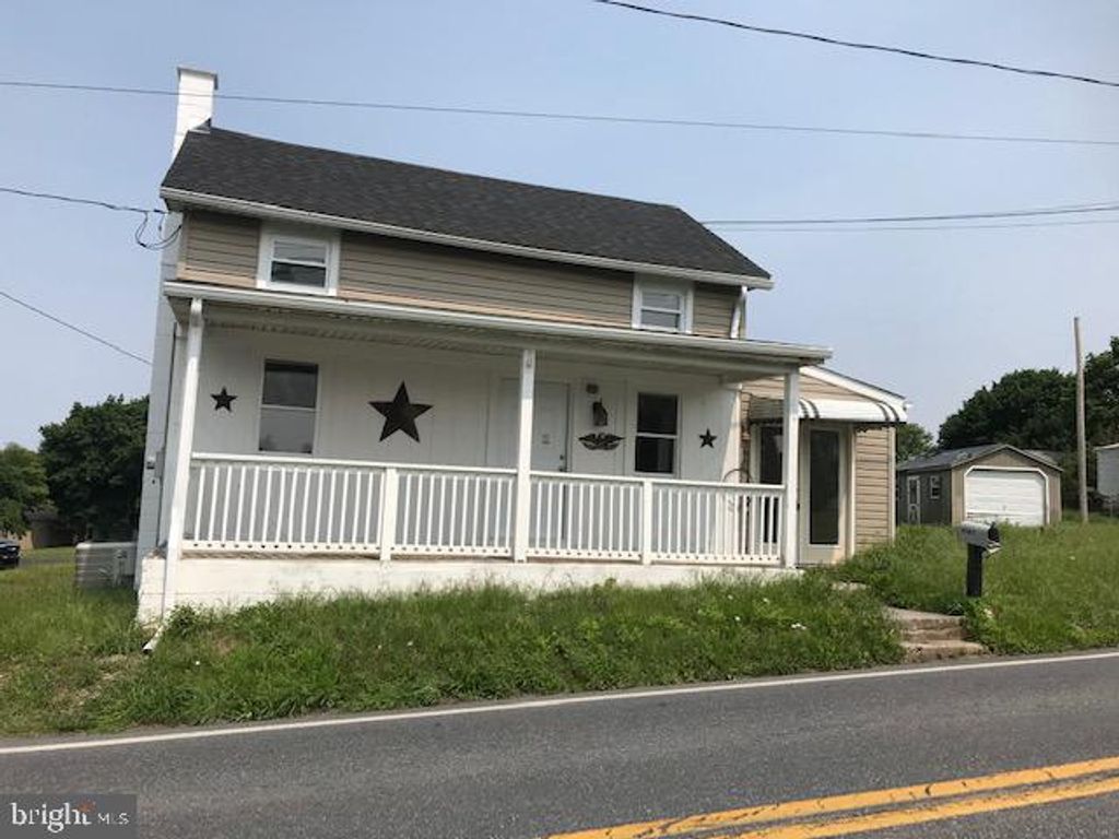 Photo of 40 N King Street, STEVENS, PA 17578 (MLS # PALA2071966)