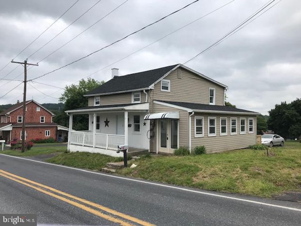 Photo of 40 N King Street, STEVENS, PA 17578 (MLS # PALA2071966)