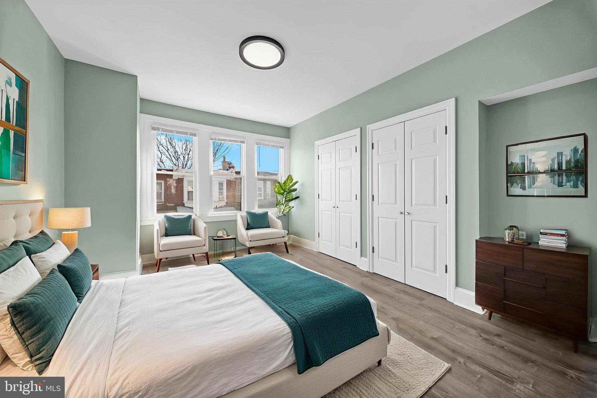 ELMWOOD PARK - Residential