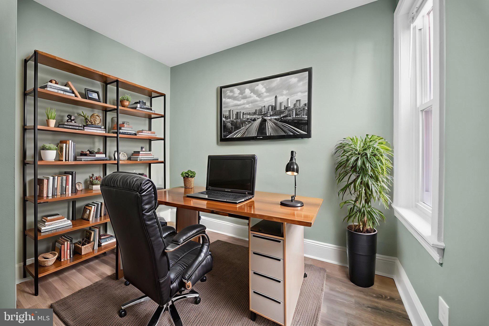 ELMWOOD PARK - Residential