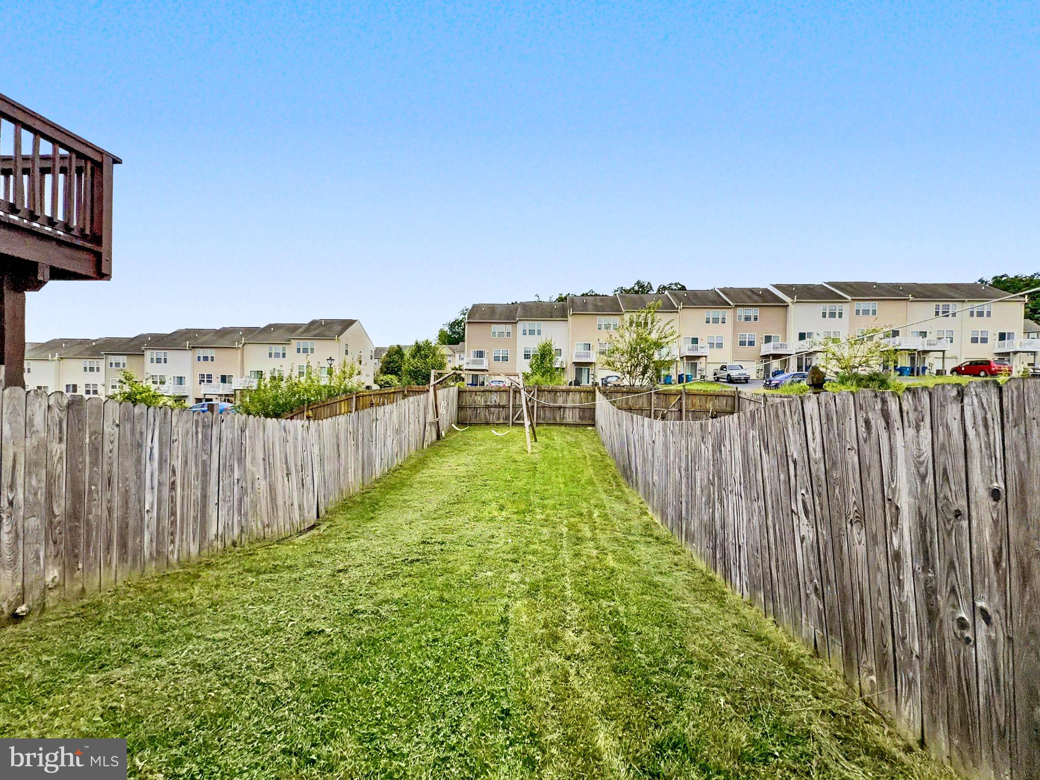 COUNTRY RIDGE - Residential
