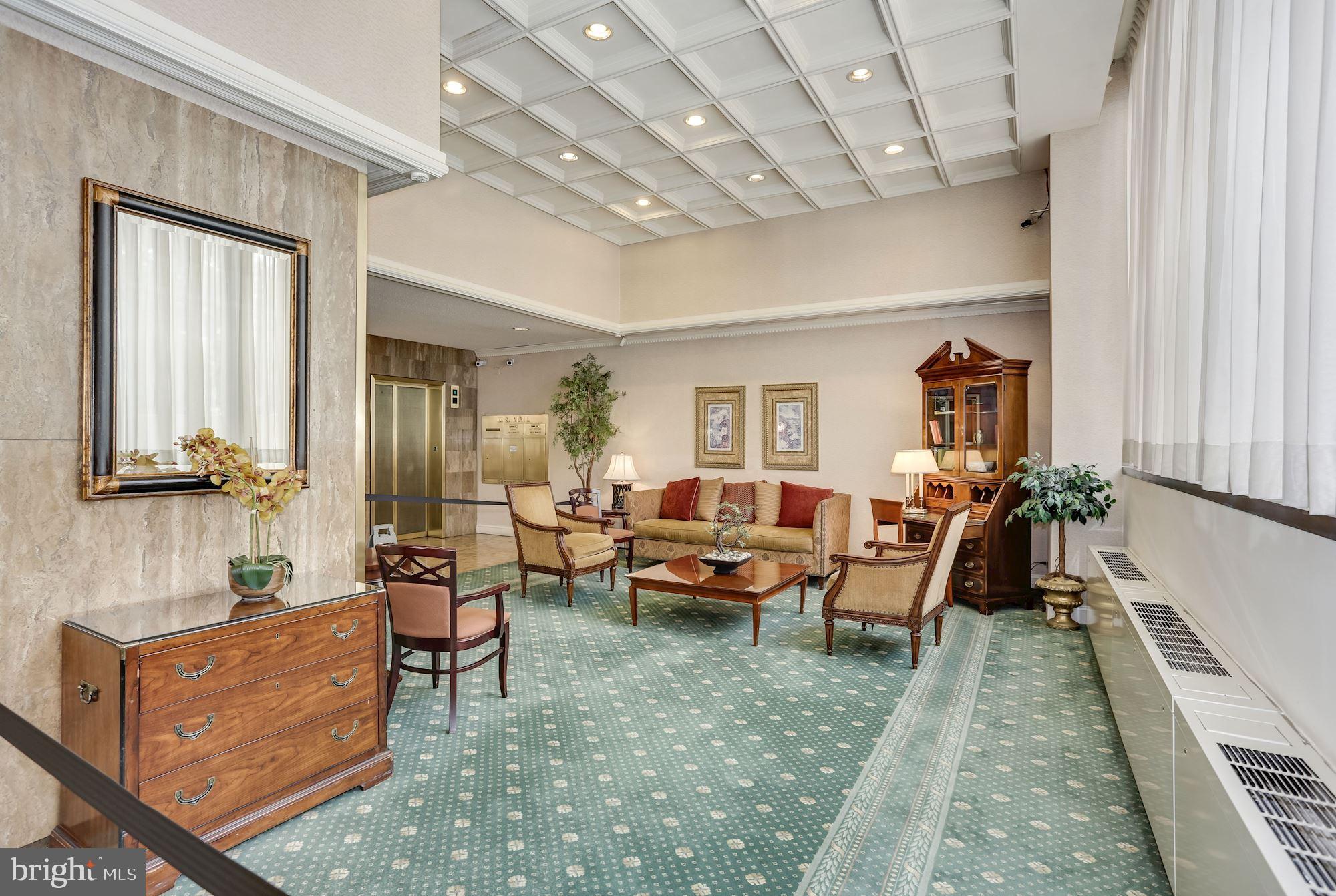 CHEVY CHASE - Residential