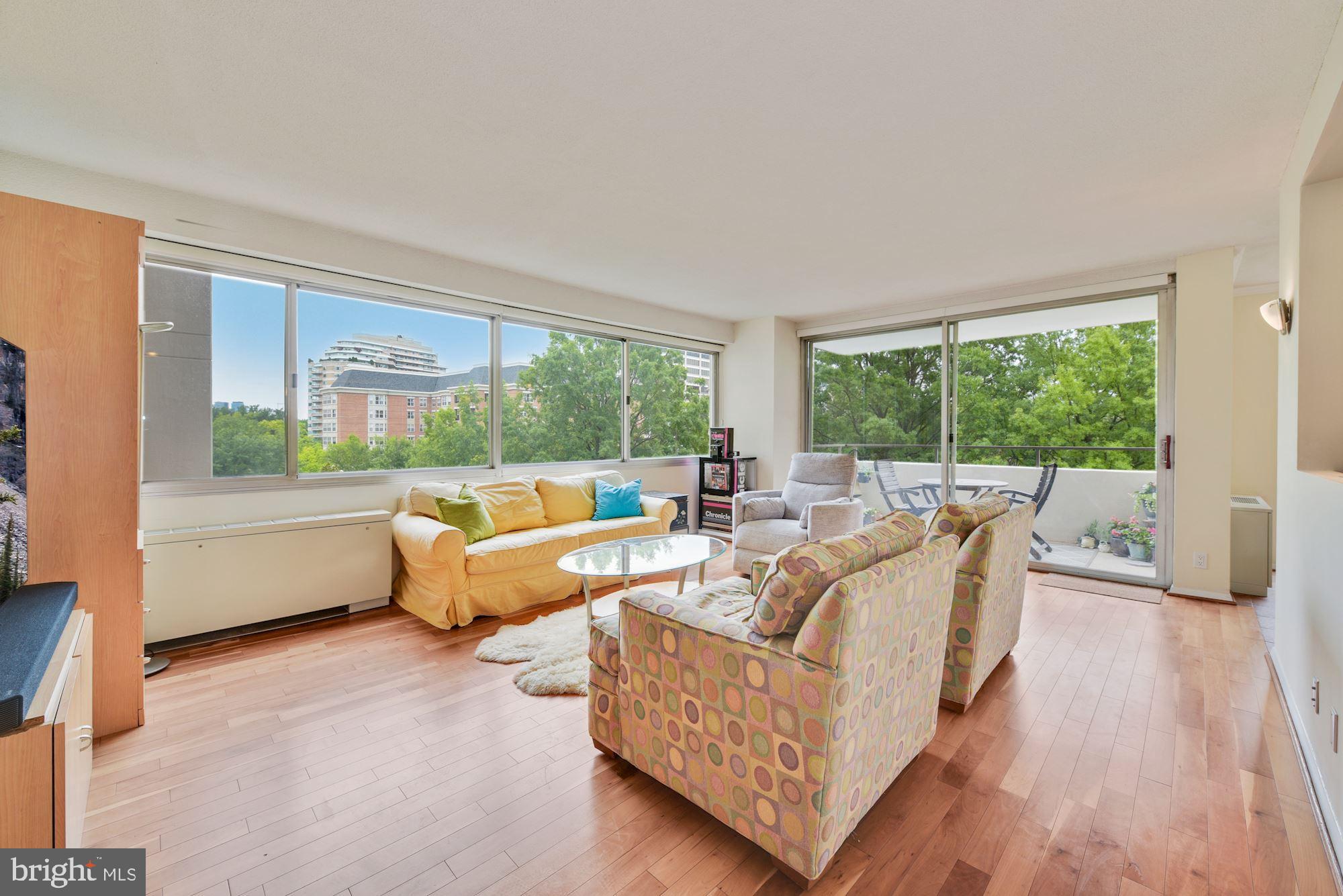 CHEVY CHASE - Residential