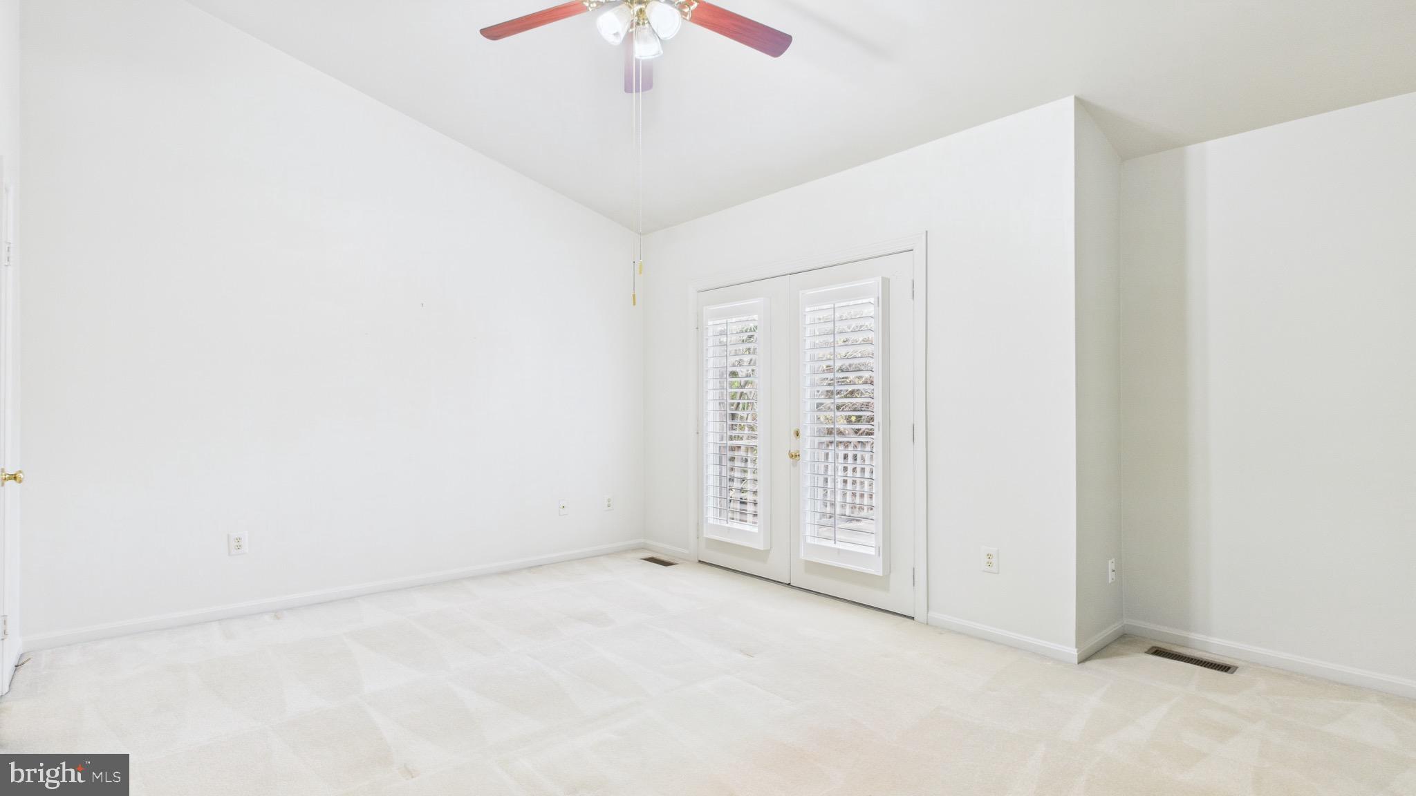 SEQUOIA FARMS - Residential