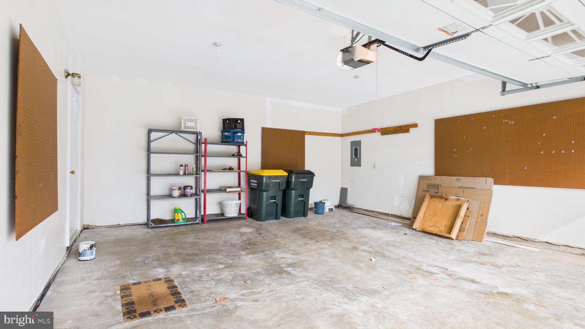 SEQUOIA FARMS - Residential