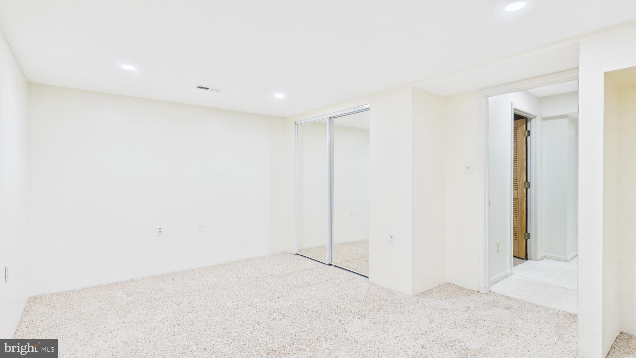 SEQUOIA FARMS - Residential