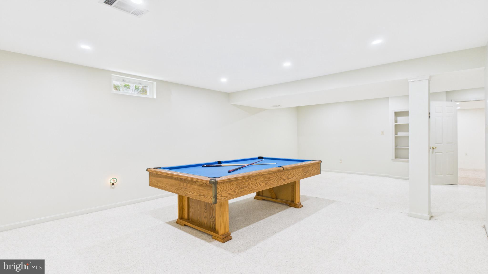 SEQUOIA FARMS - Residential