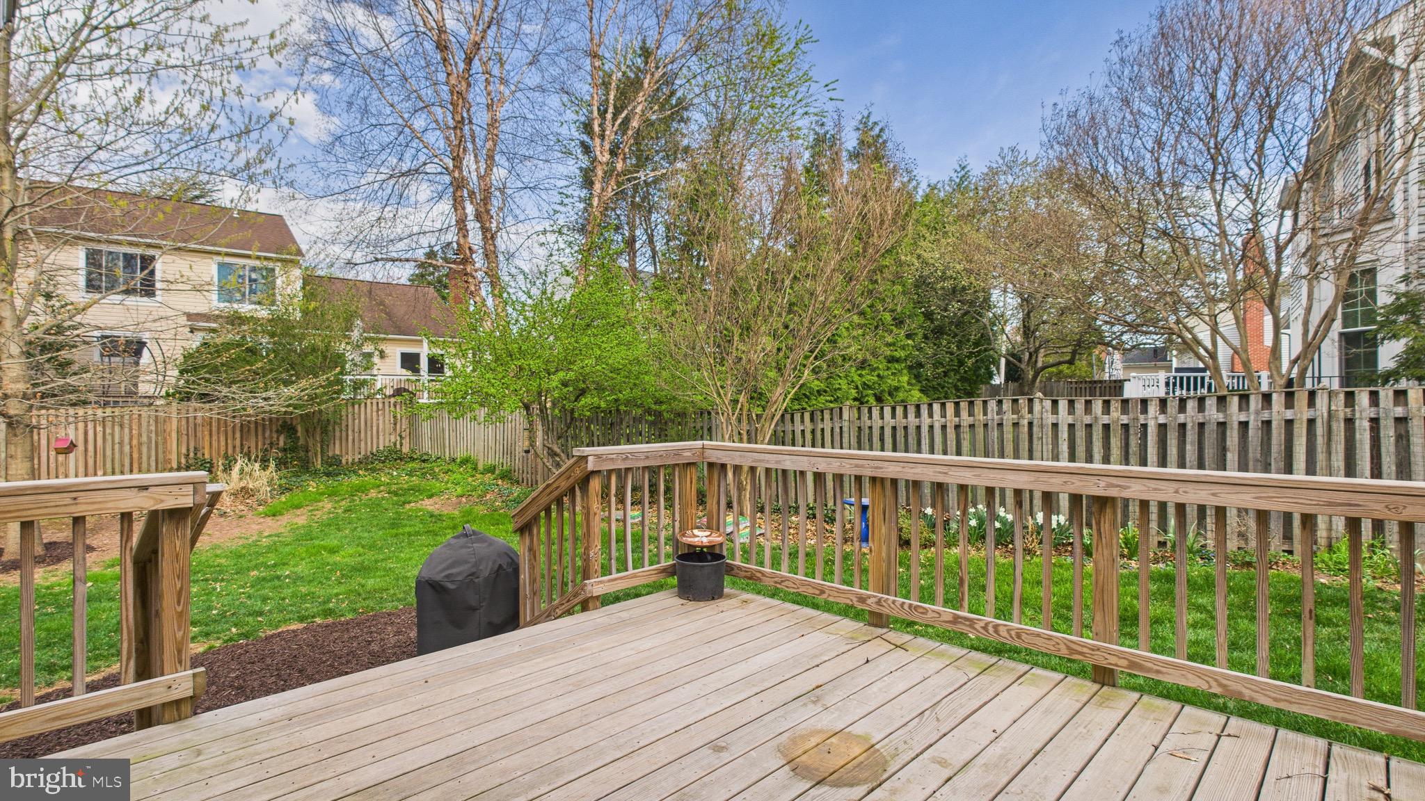 SEQUOIA FARMS - Residential