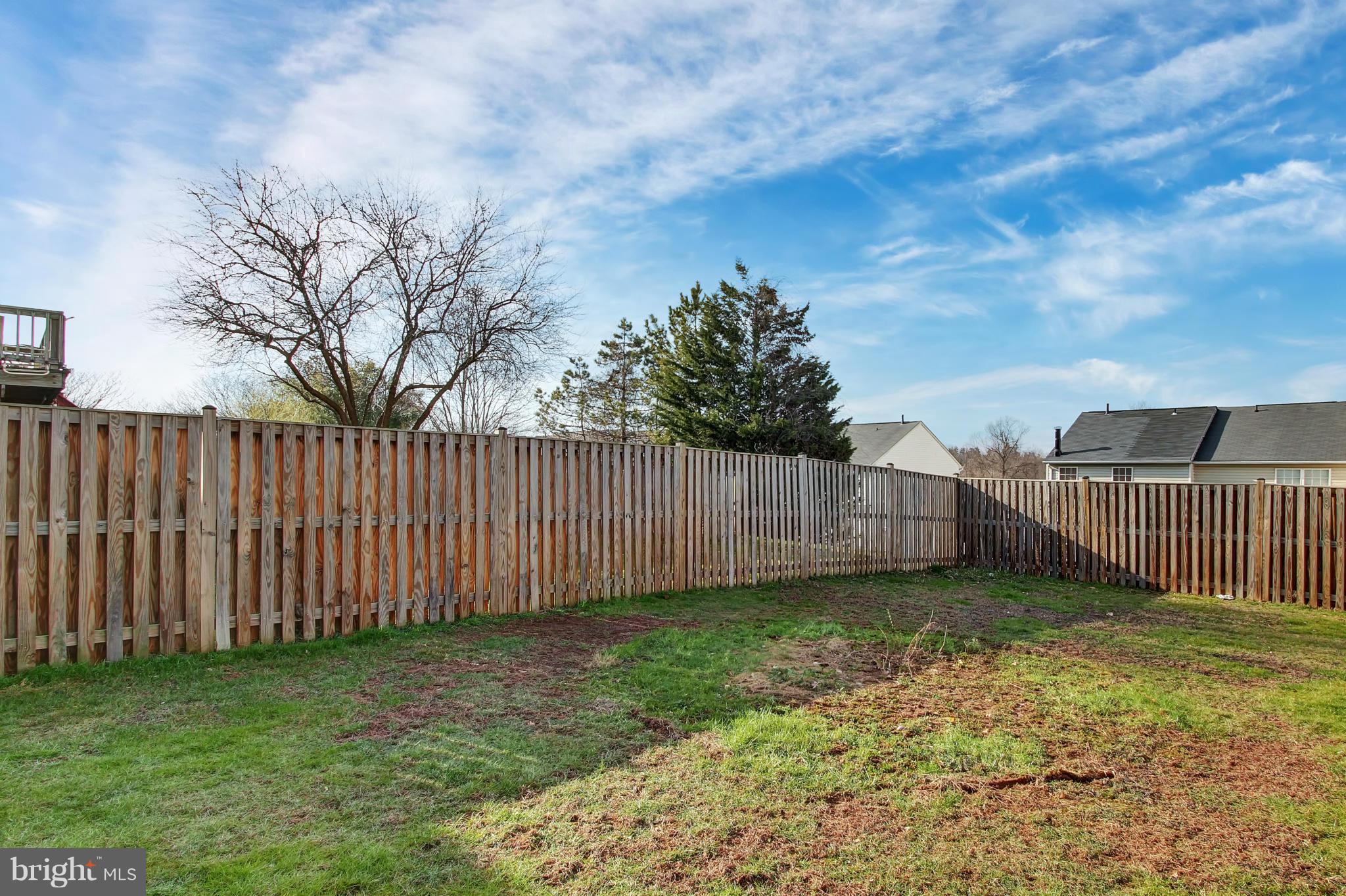 CONSTANT FRIENDSHIP - Residential